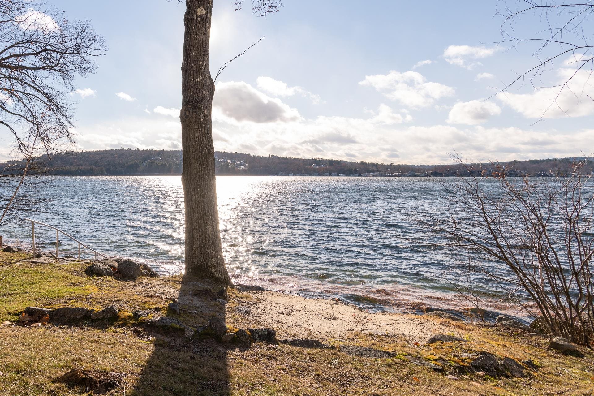 8 Oak Knoll Rd, Meredith, NH 03253