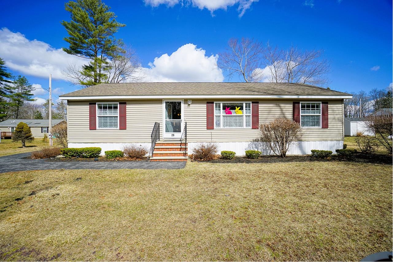 28 West St, Salem, NH 03079