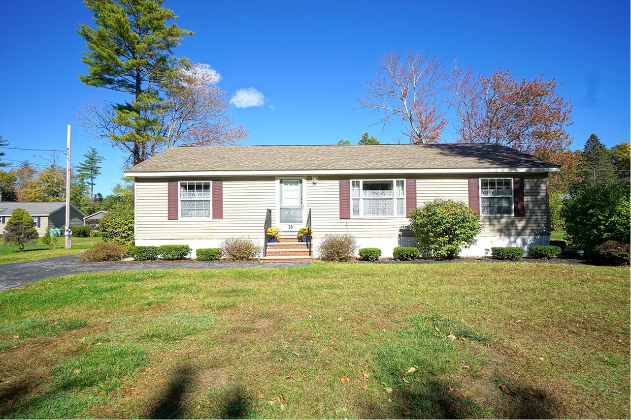 28 West St, Salem, NH 03079