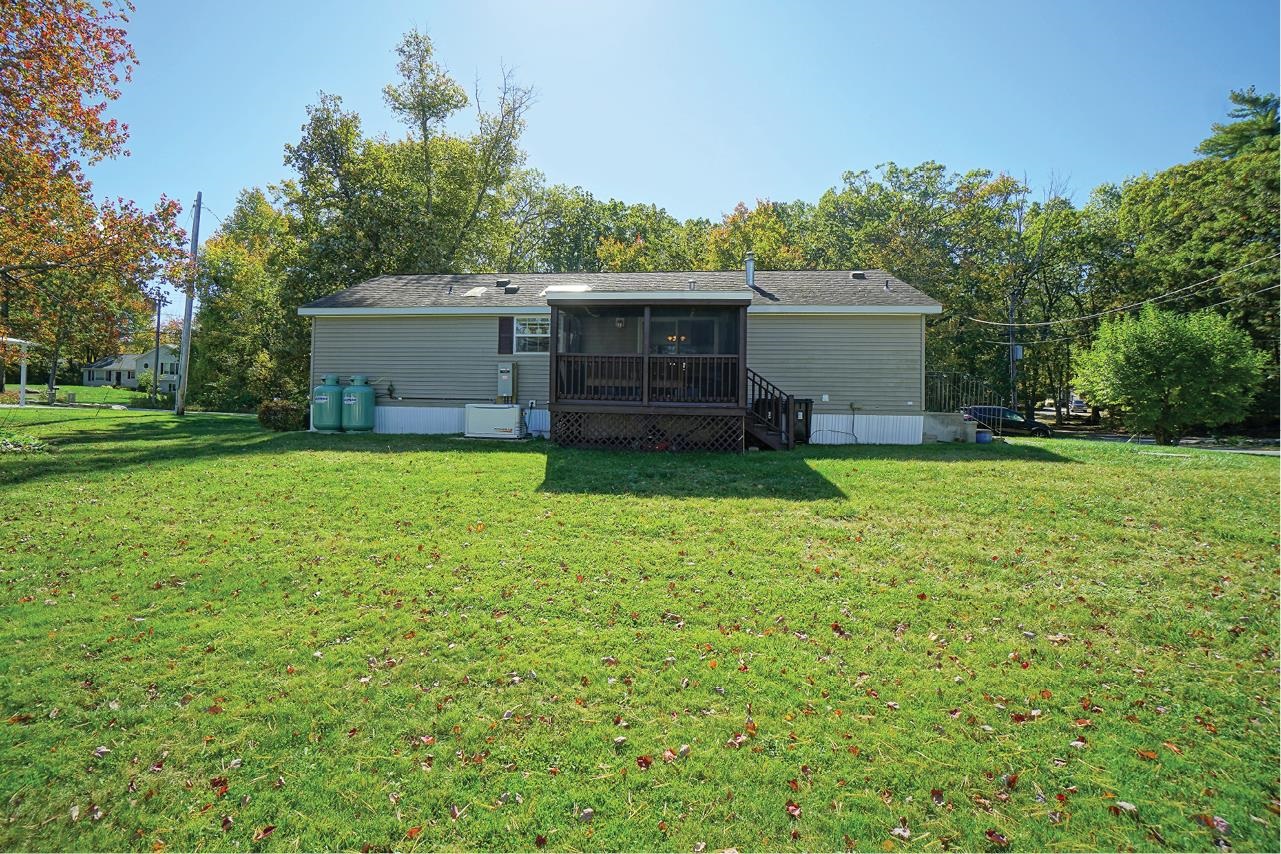 28 West St, Salem, NH 03079