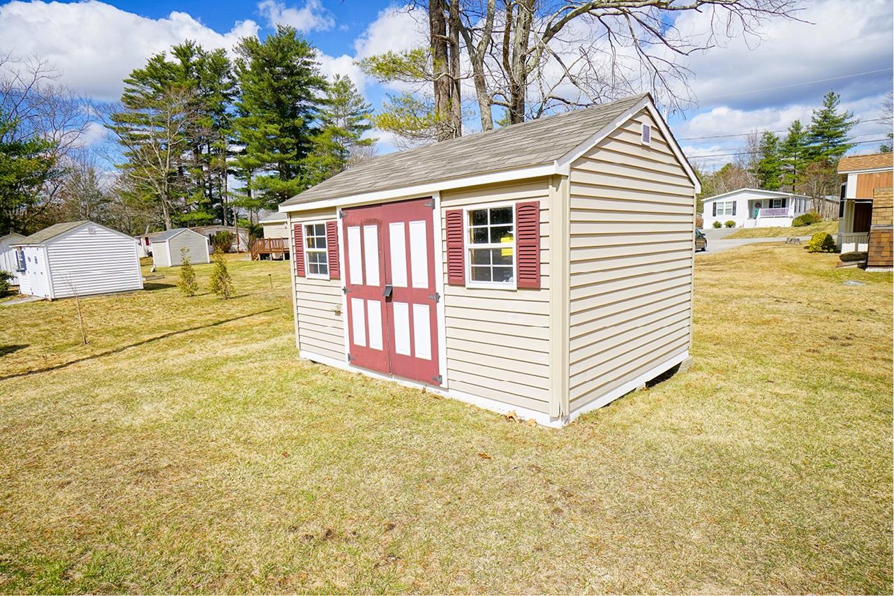 28 West St, Salem, NH 03079