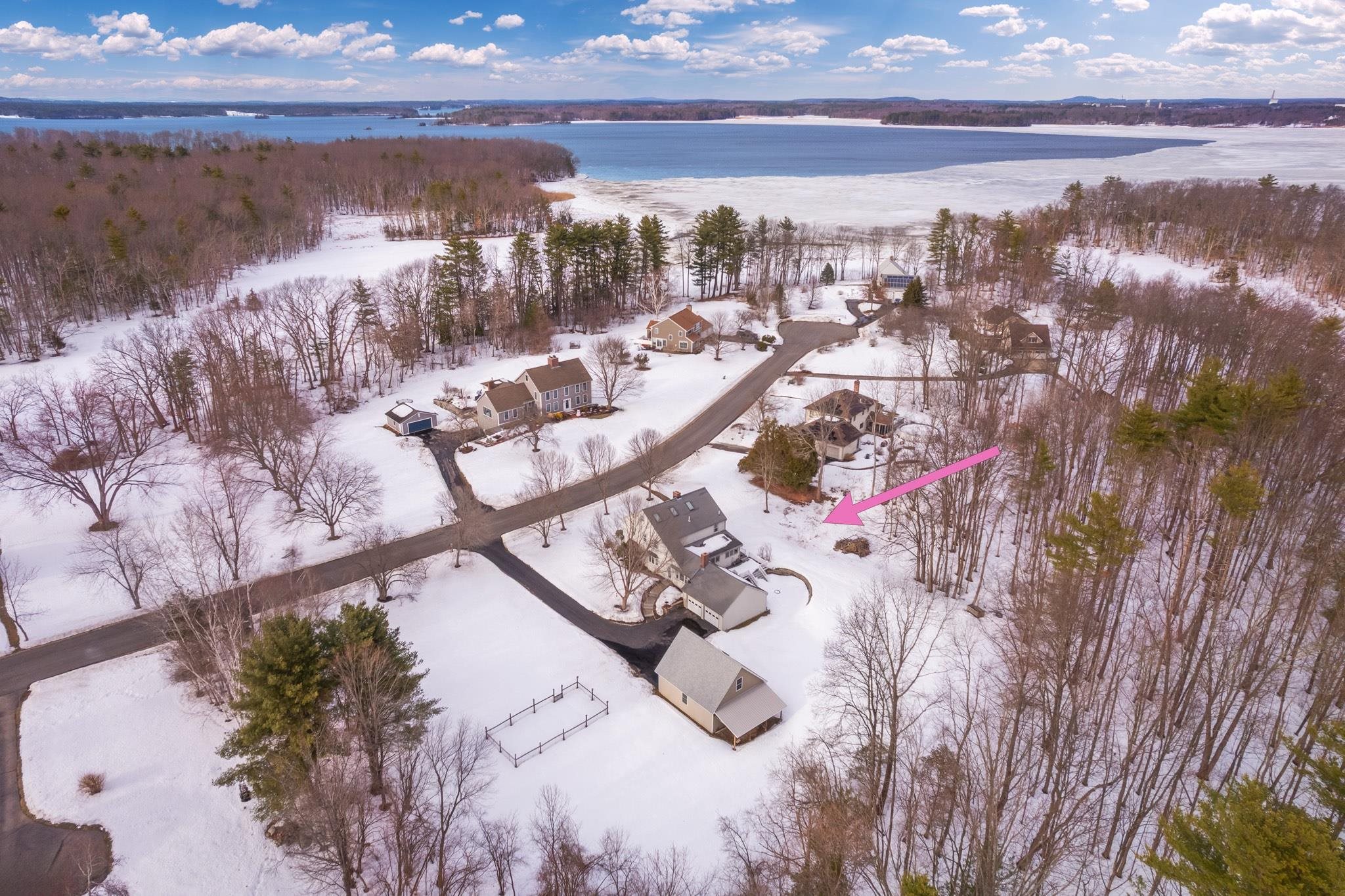 6 Meloon Rd, Greenland, NH 03840