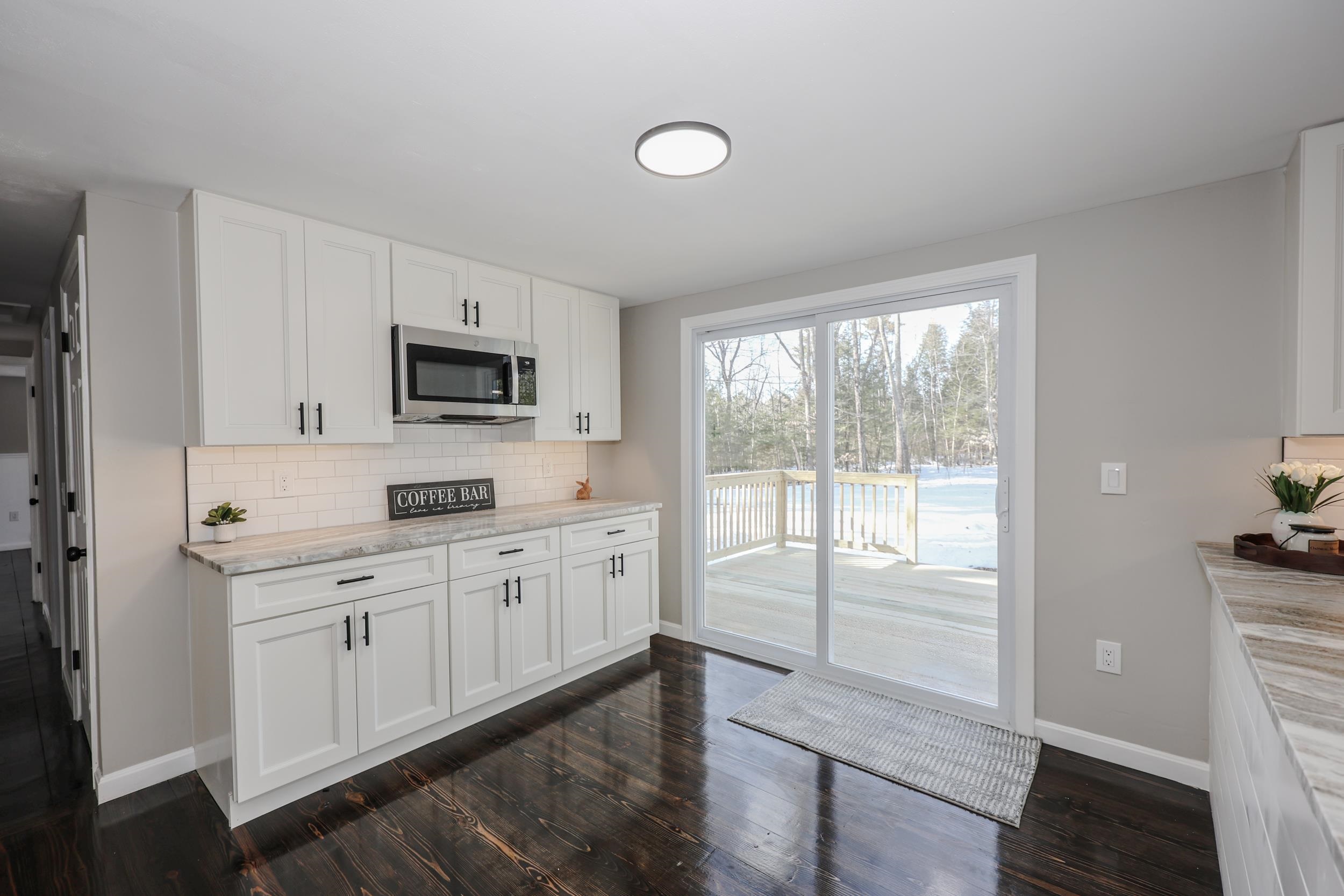 39 Hunter Dr, Epping, NH 03042