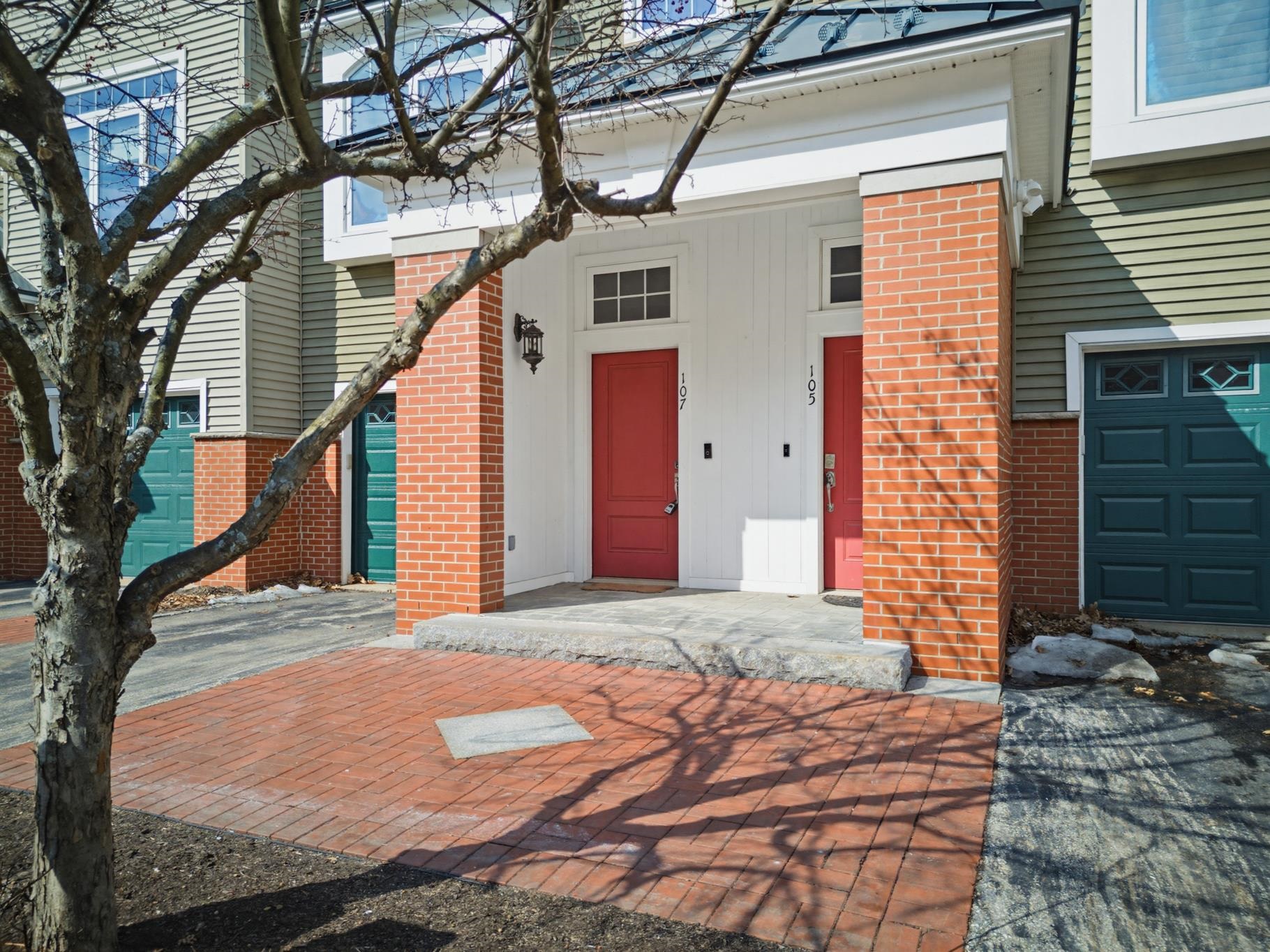 107 Riverwalk Way, Manchester, NH 03101