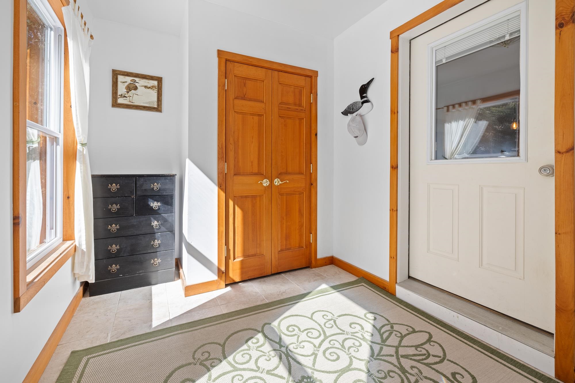 91 Algonquin Rd, Enfield, NH 03748