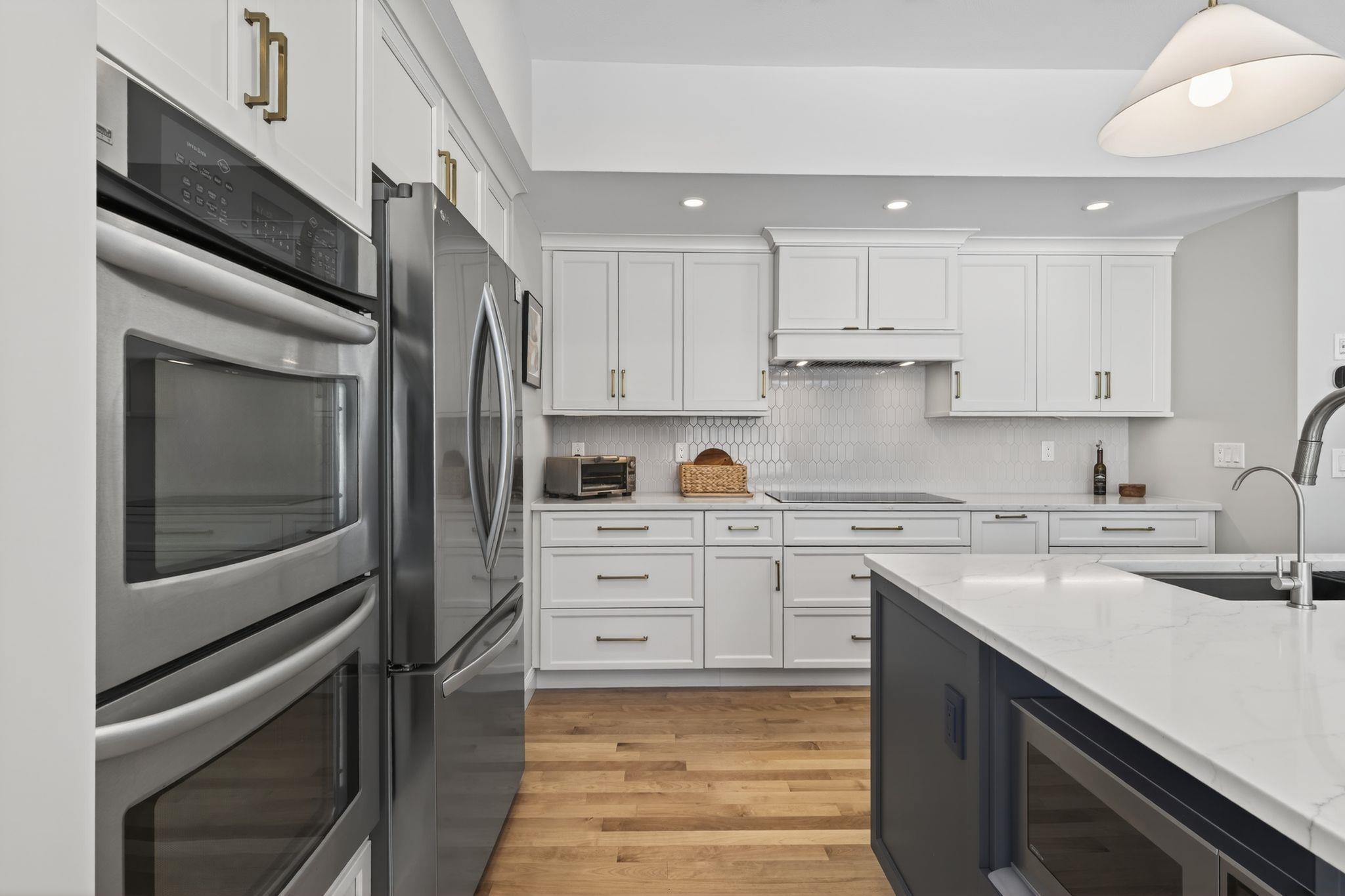 10 Clark Island Rd, Amherst, NH 03110