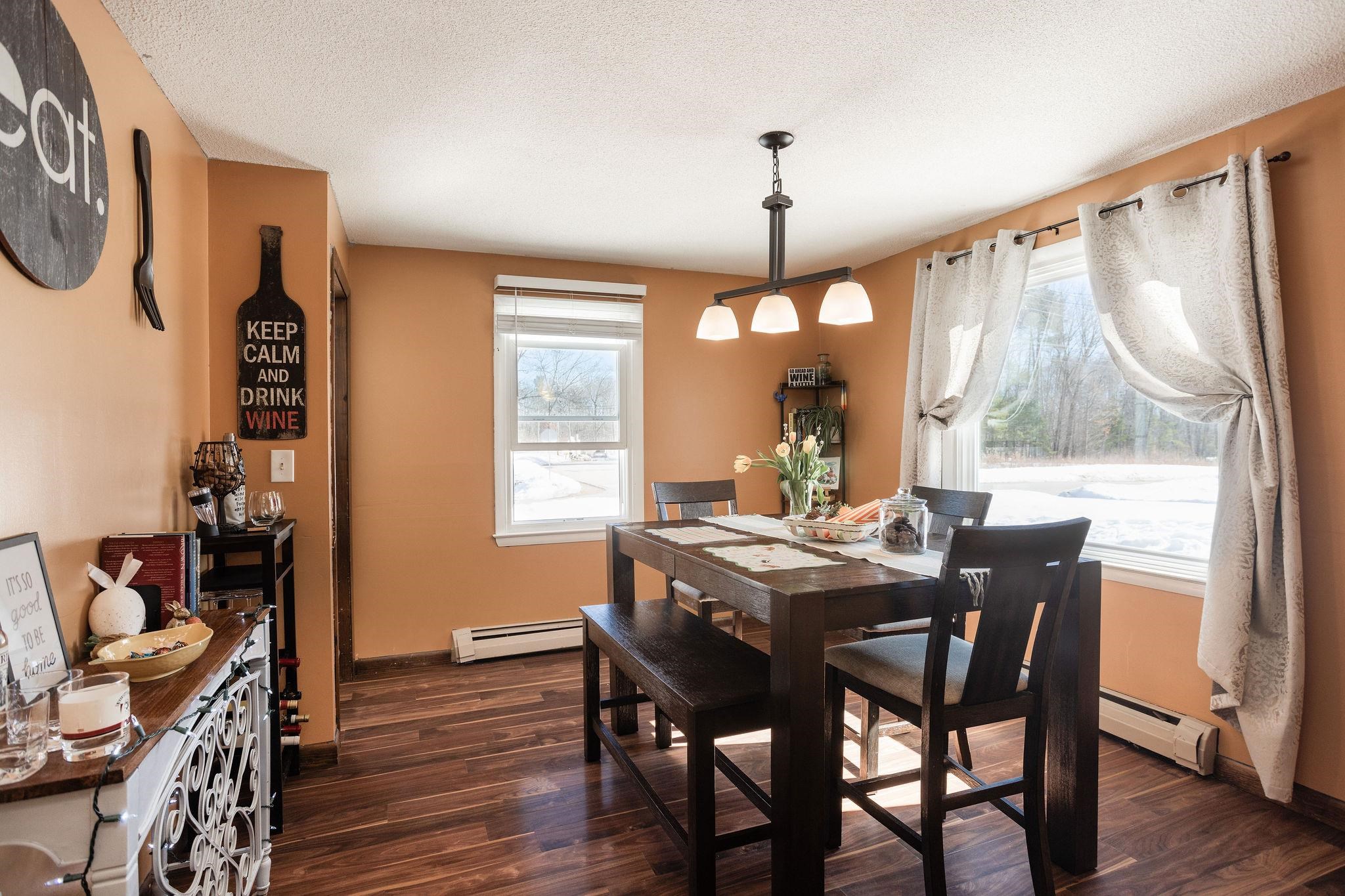 19 Pinewood Dr, Somersworth, NH 03878