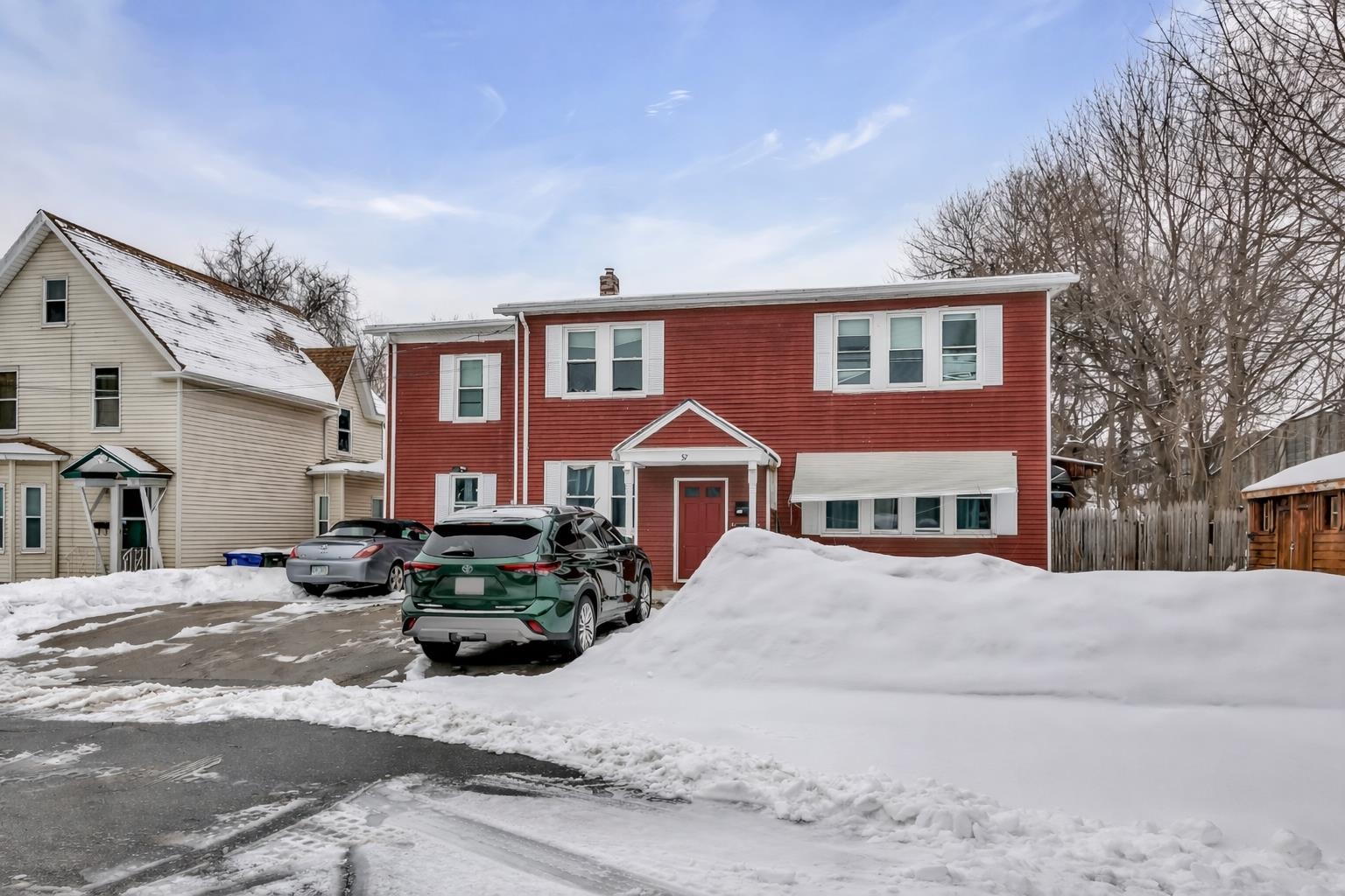 57 Schiller St, Manchester, NH 03102