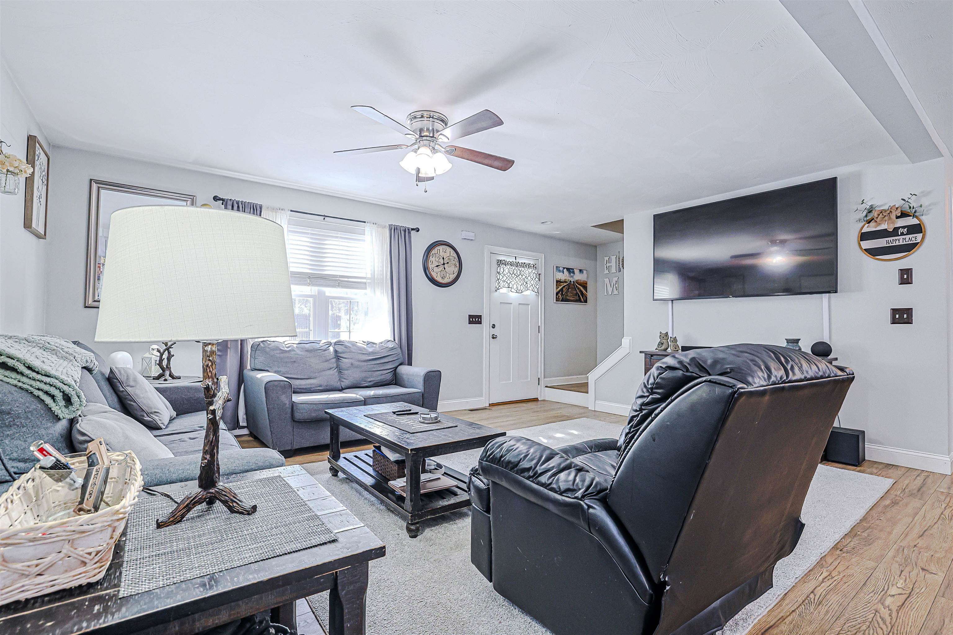 35 Reservoir Rd, Meredith, NH 03253