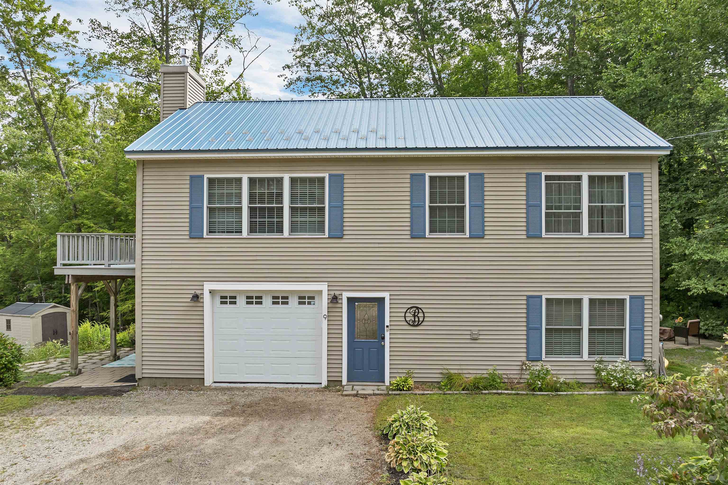 9 Warbonnet Ln, Gilmanton, NH 03237