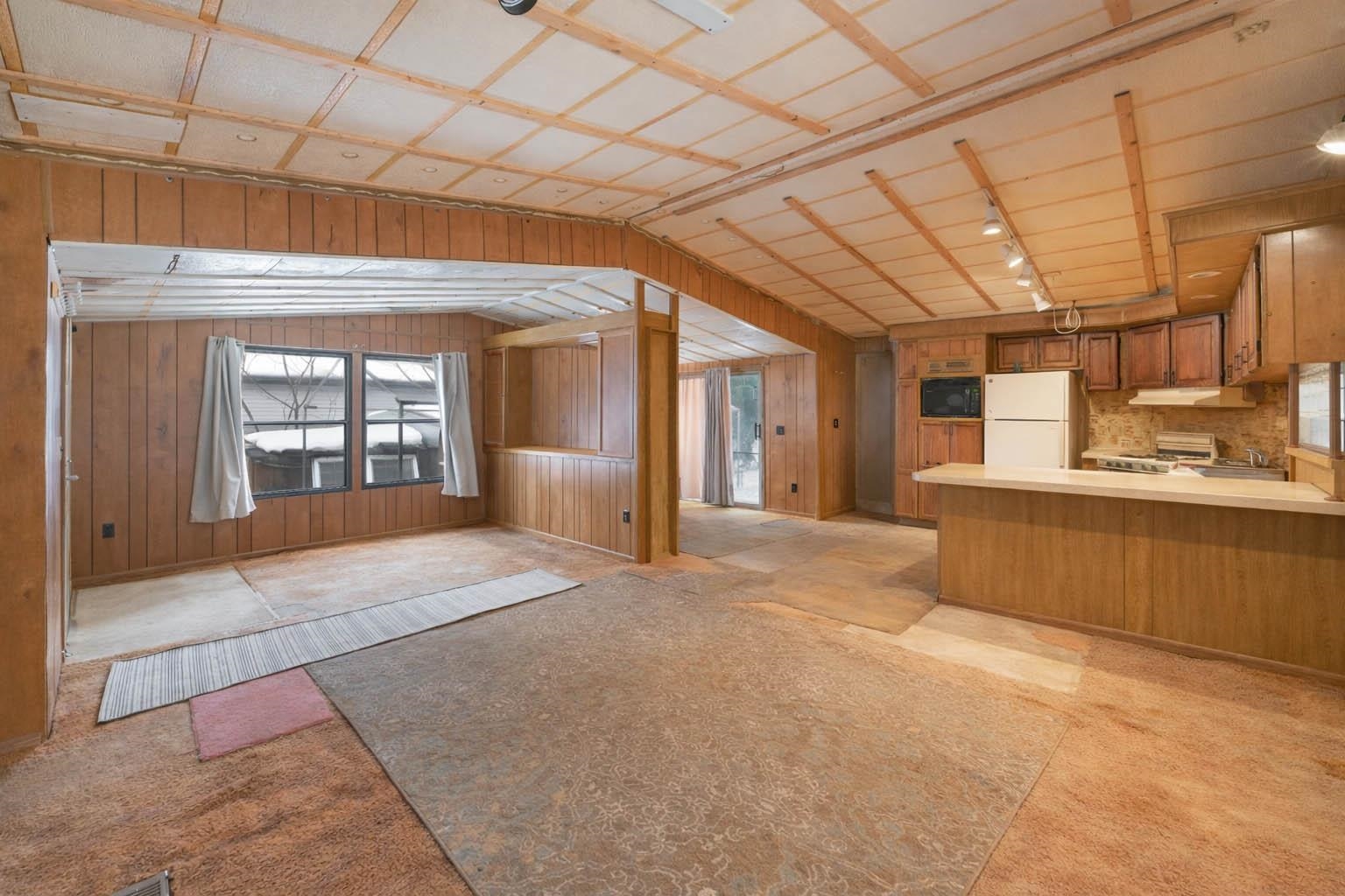 178 Taylor St, Milton, VT 05468