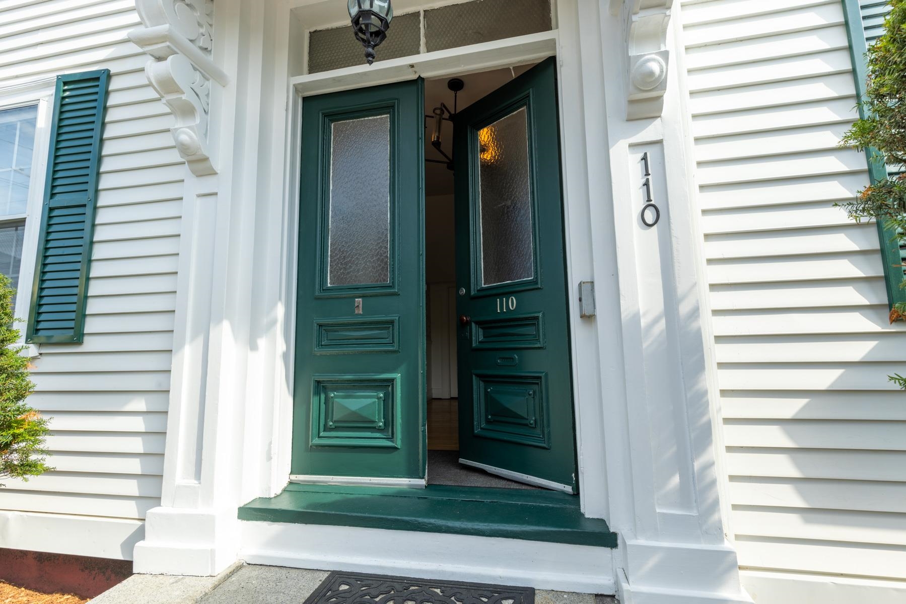 110 Court St #4, Portsmouth, NH 03801