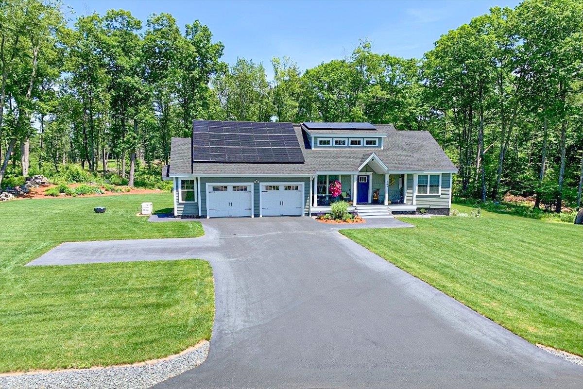 145 Gristmill Rd, Fremont, NH 03044