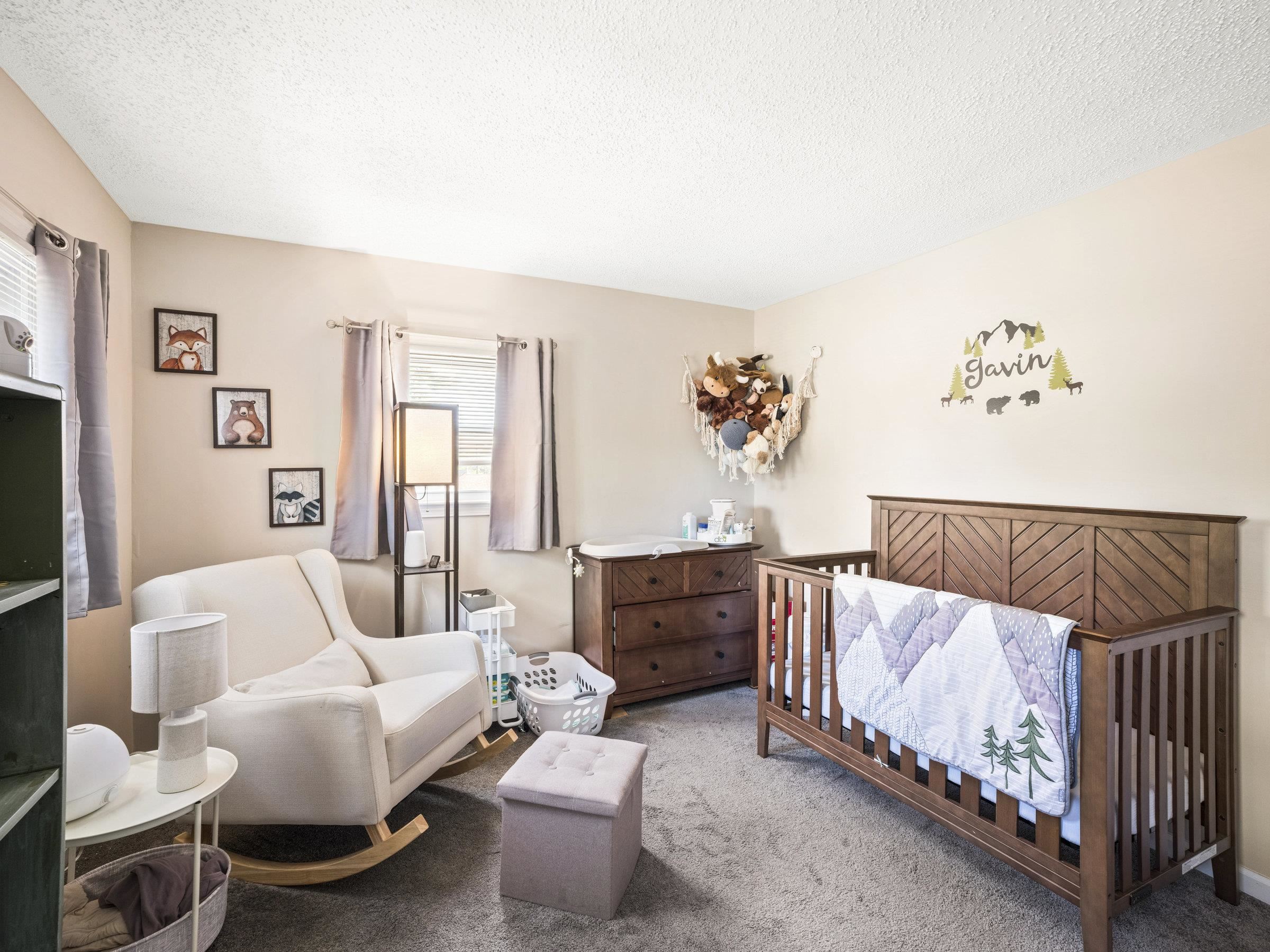 12 Field Ave, Salem, NH 03079