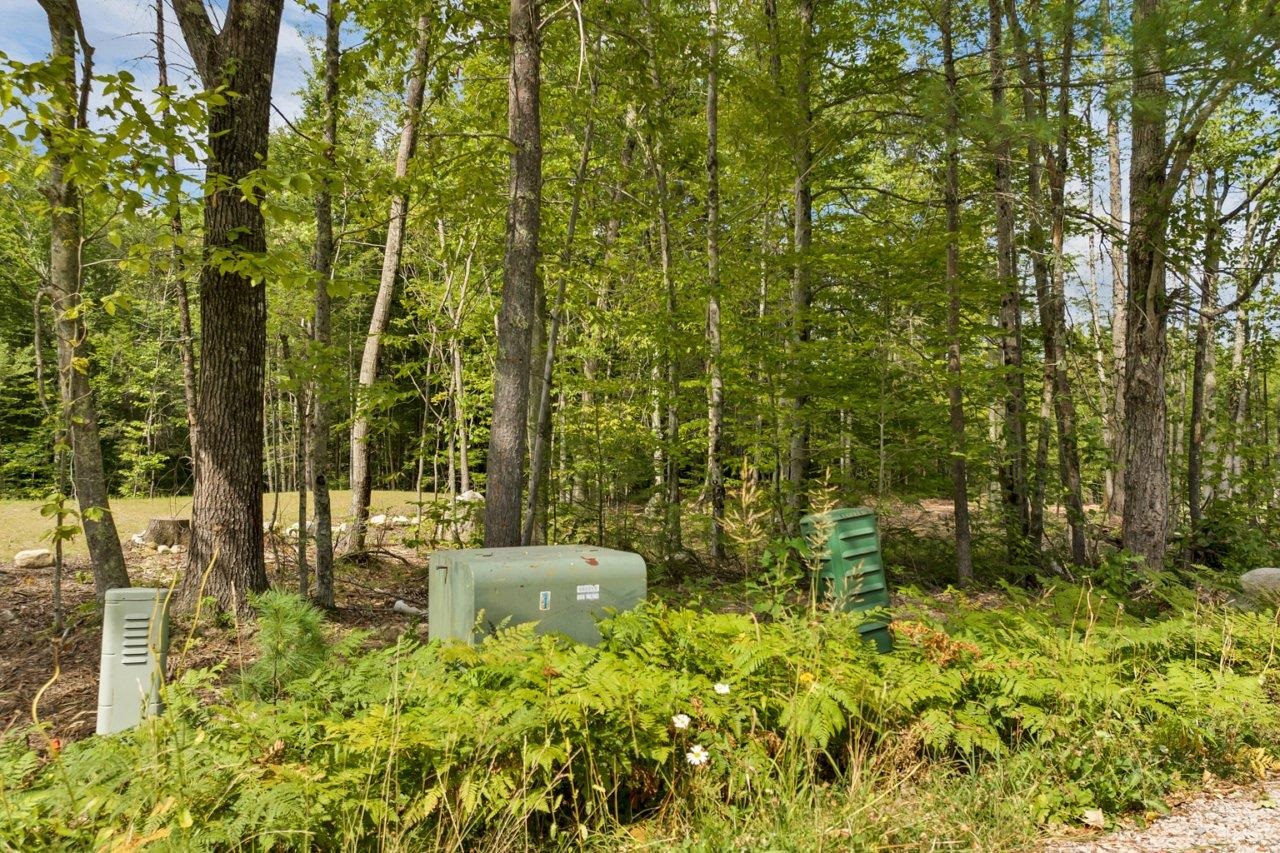 267-23 Winnipesaukee Dr, Wolfeboro, NH 03894