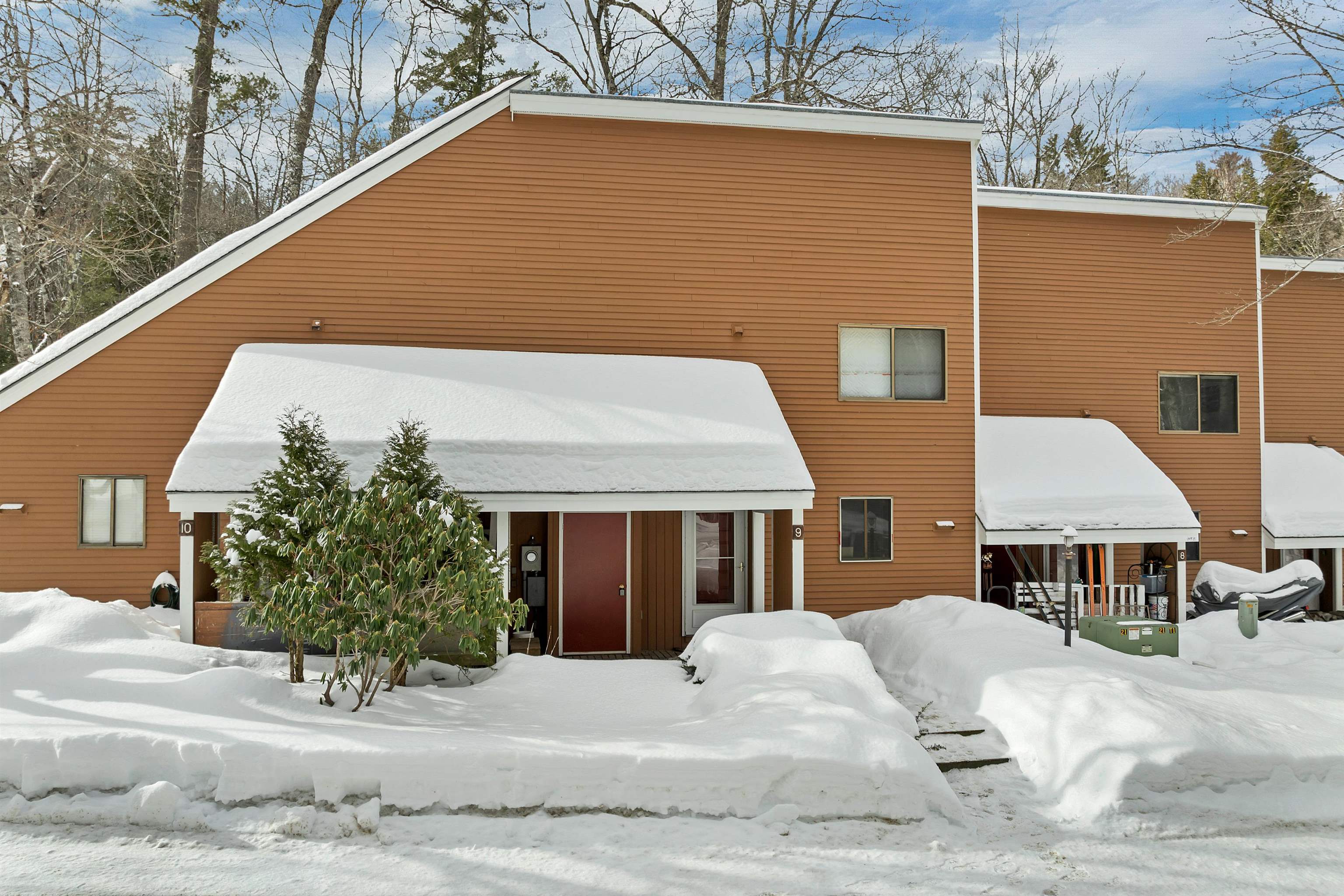 12 Streamside Rd, Campton, NH 03223