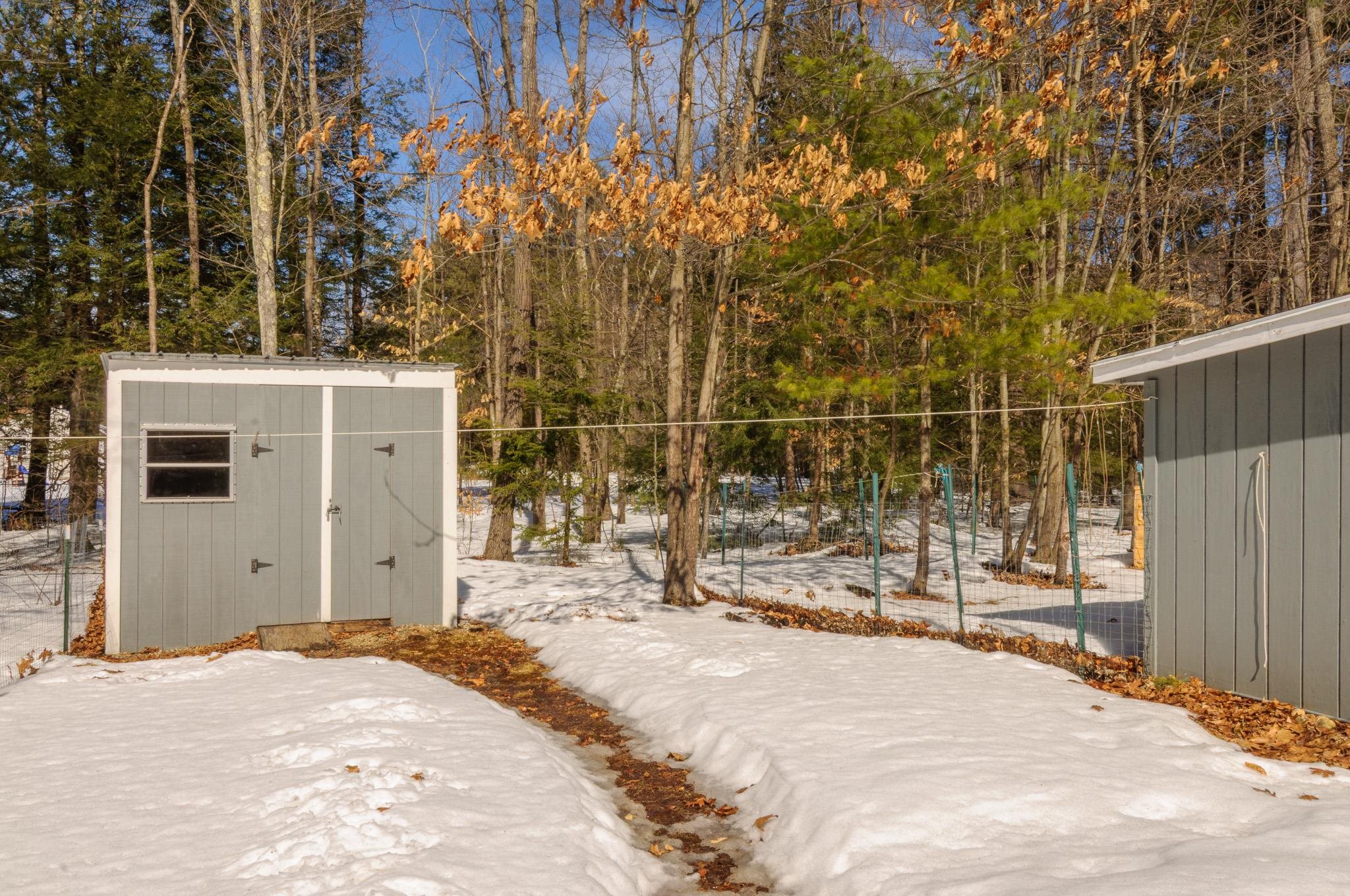 16 Brown Dr, Hinsdale, NH 03451