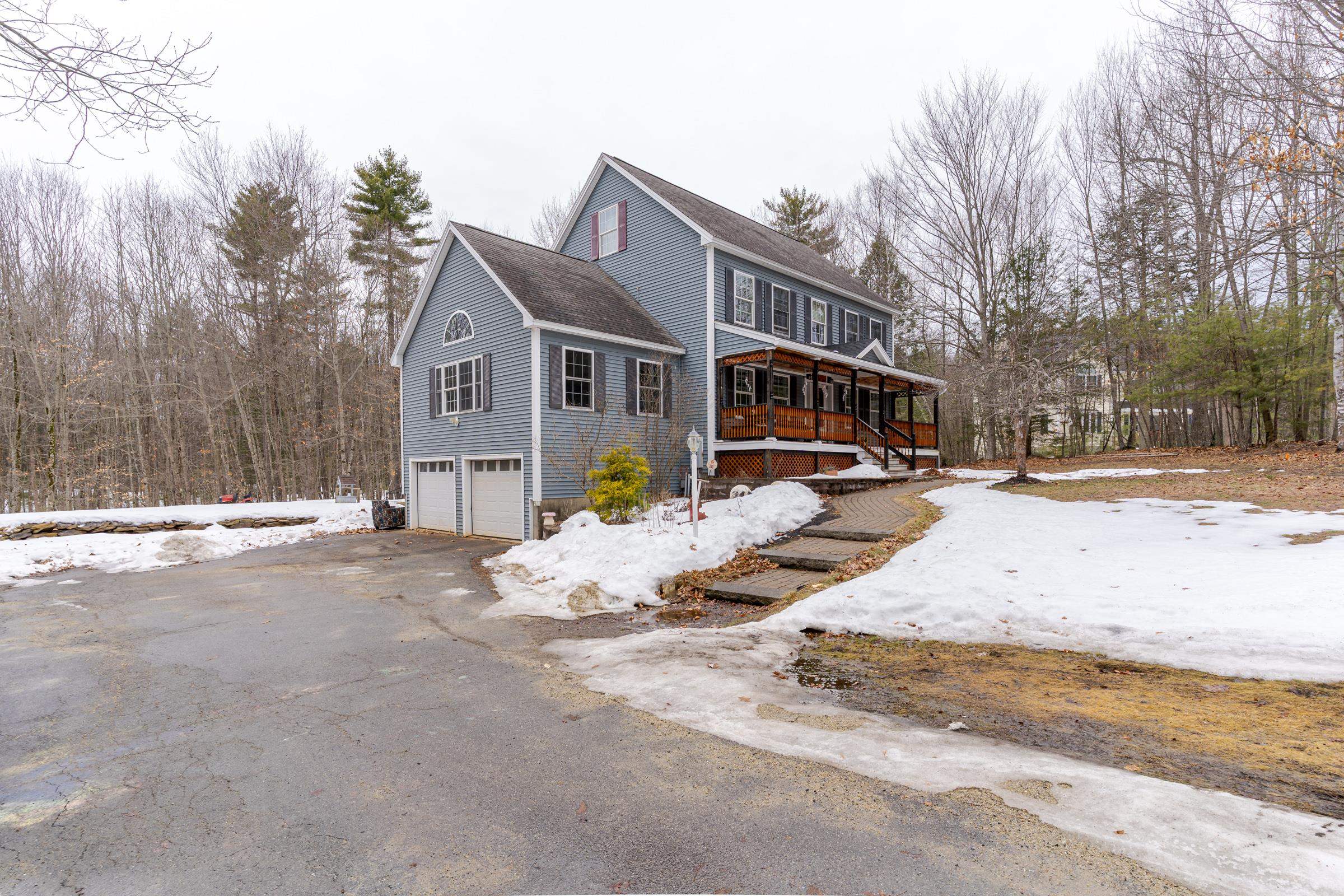 94 Winkley Farm Ln, Rochester, NH 03867