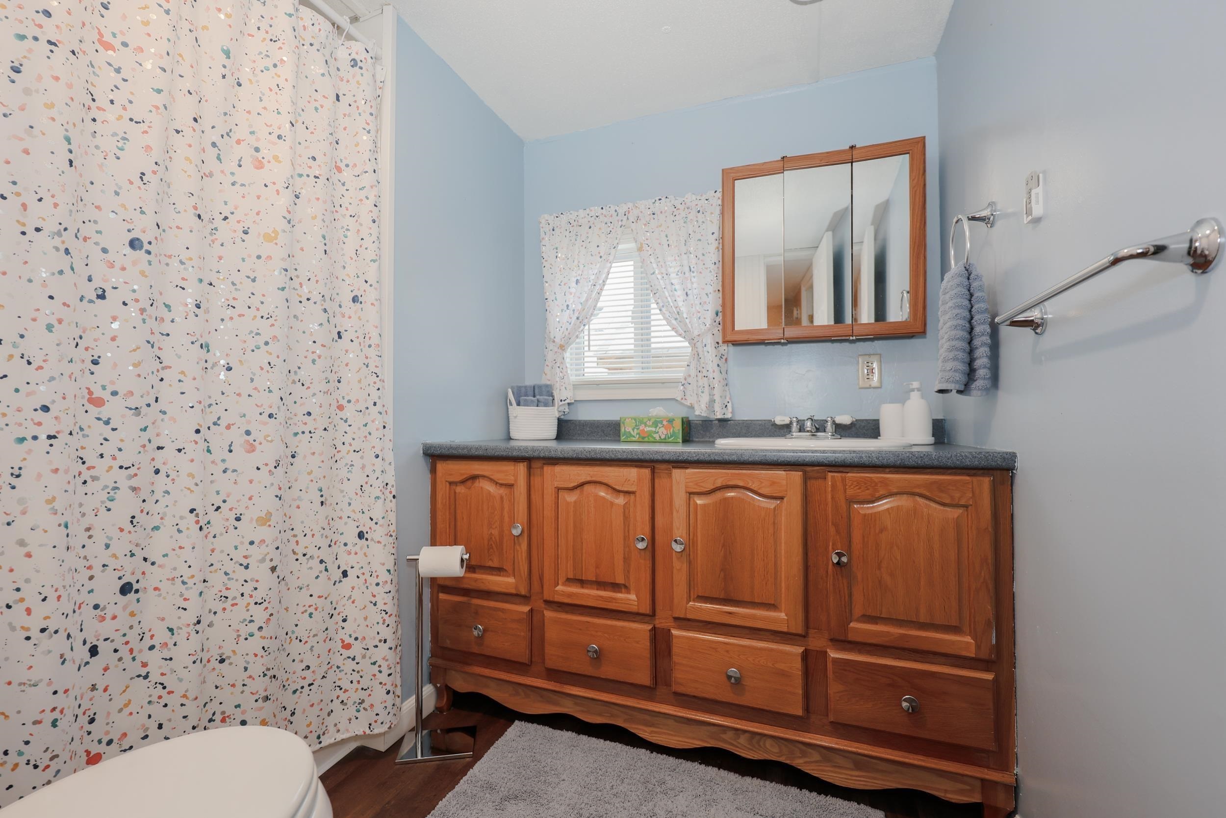 153 Leavitt Rd, Pittsfield, NH 03263