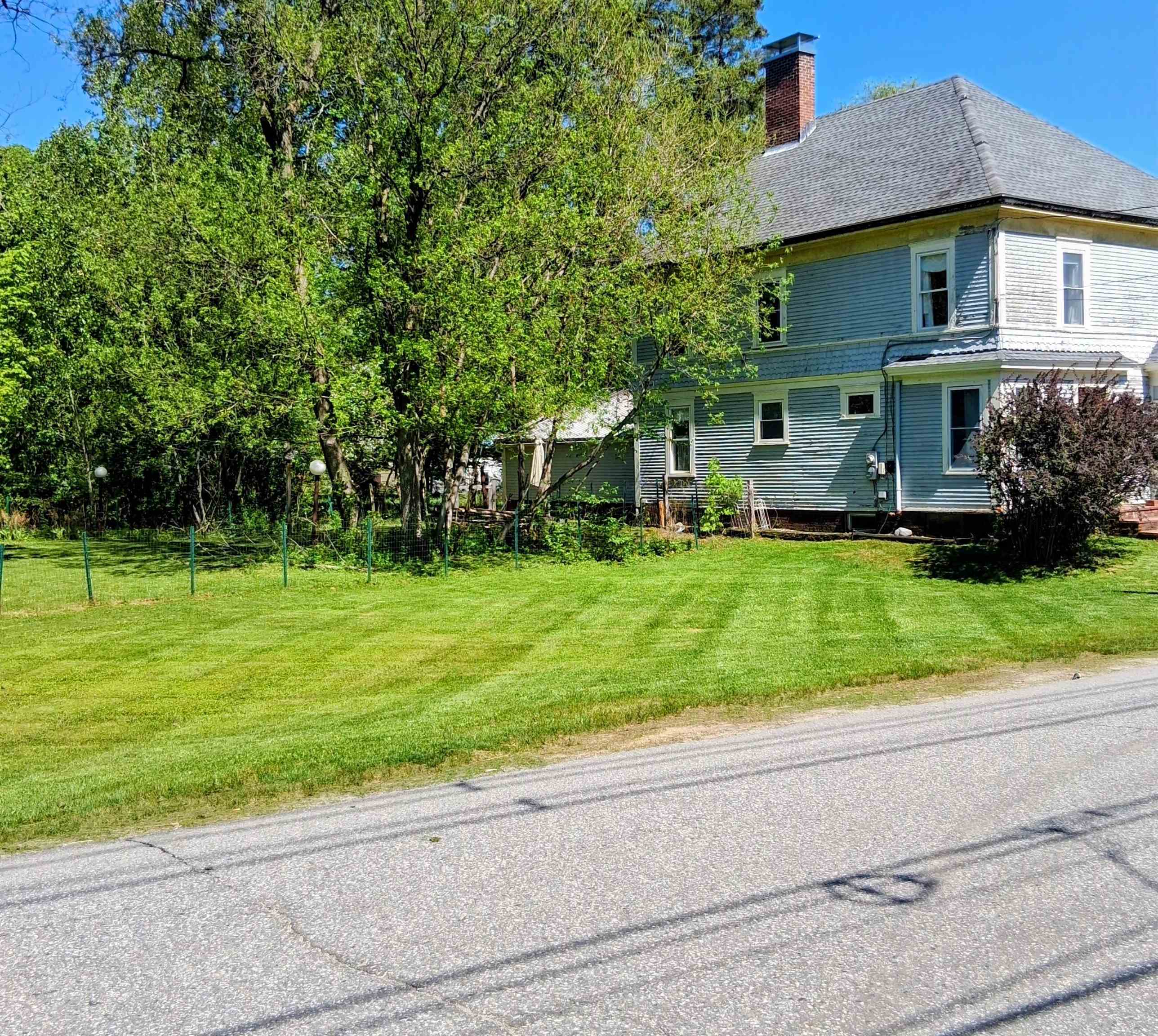 30 Cross St, Littleton, NH 03561