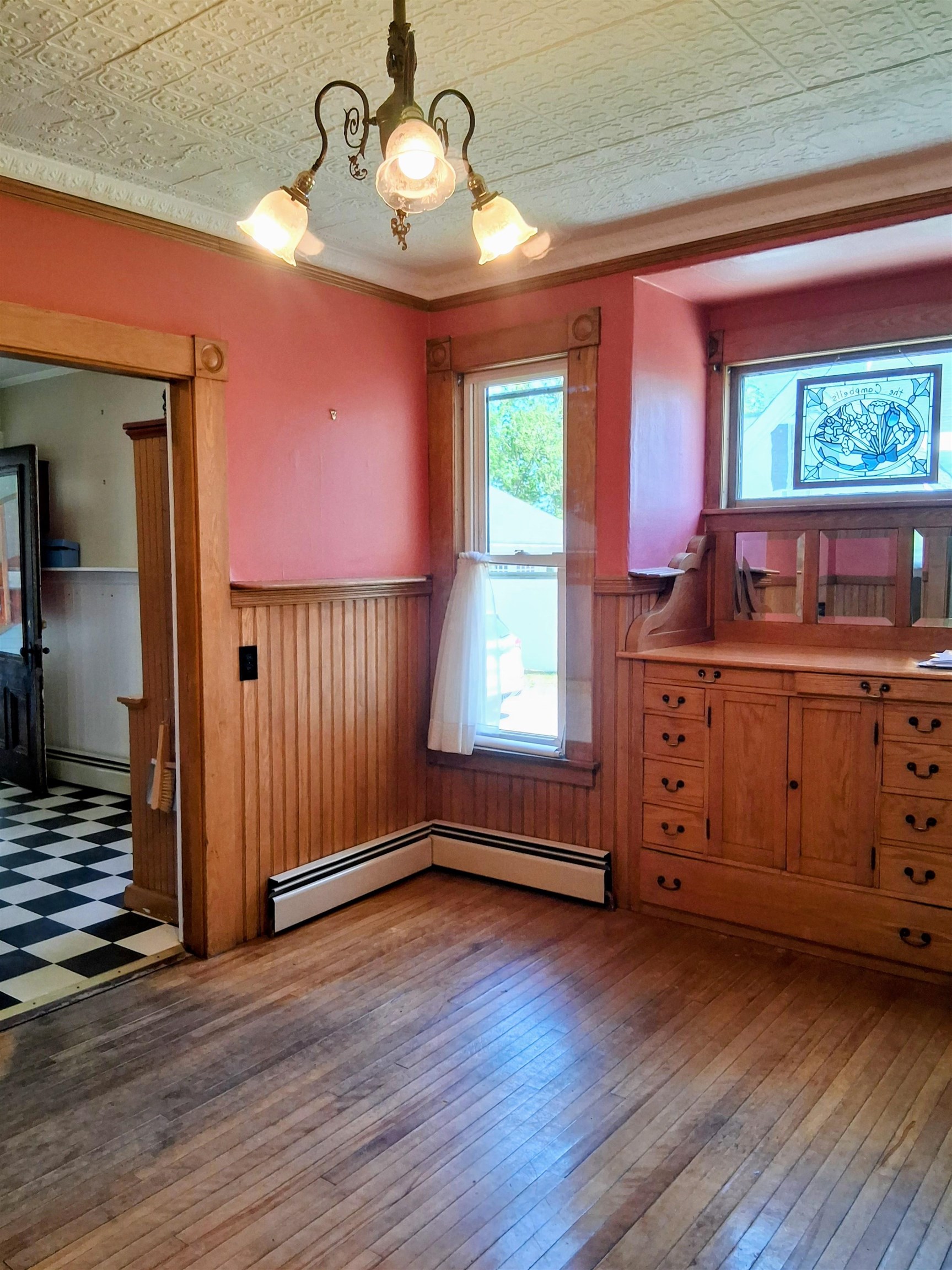 30 Cross St, Littleton, NH 03561