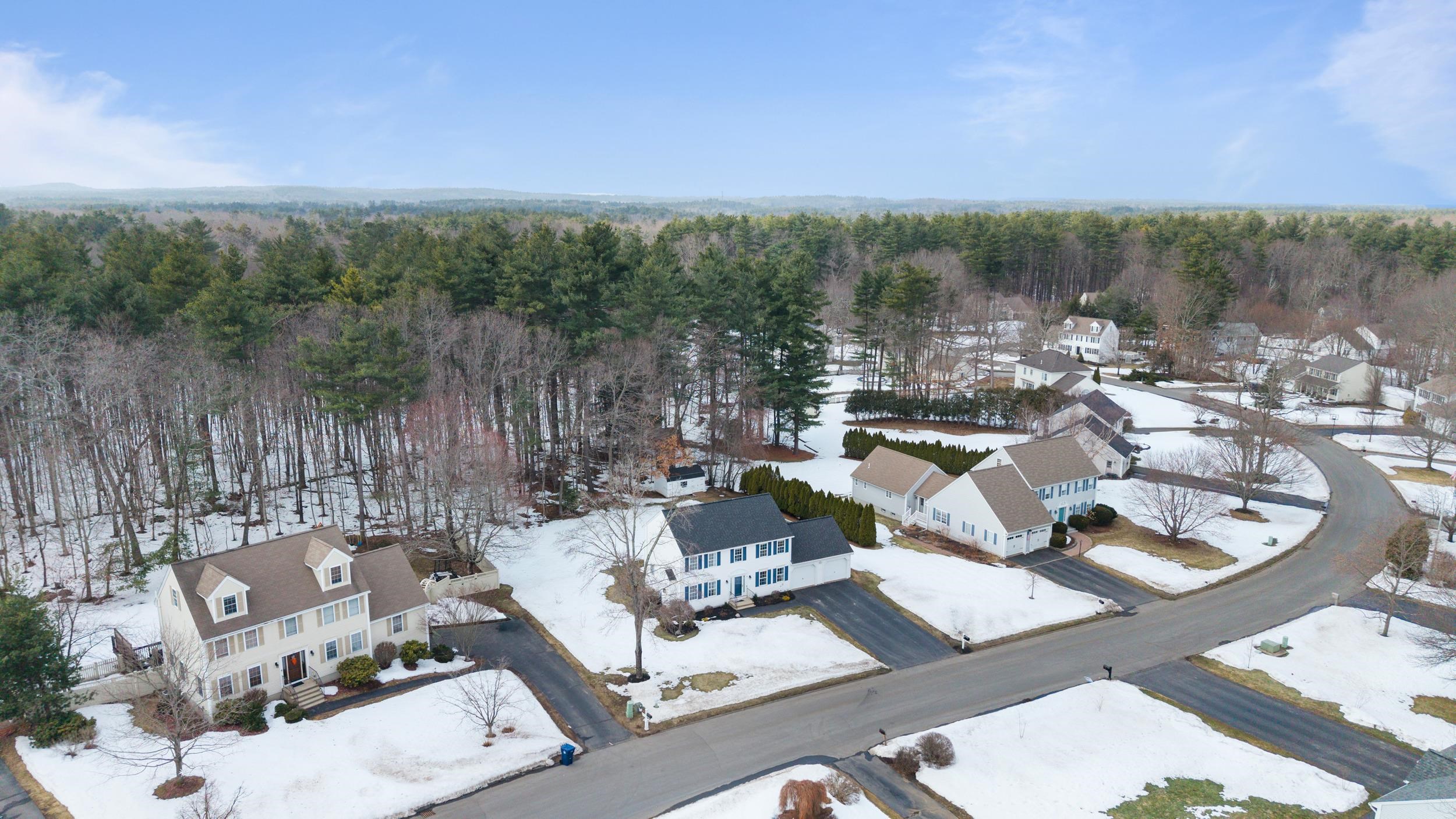 19 Partridge Ln, Plaistow, NH 03865