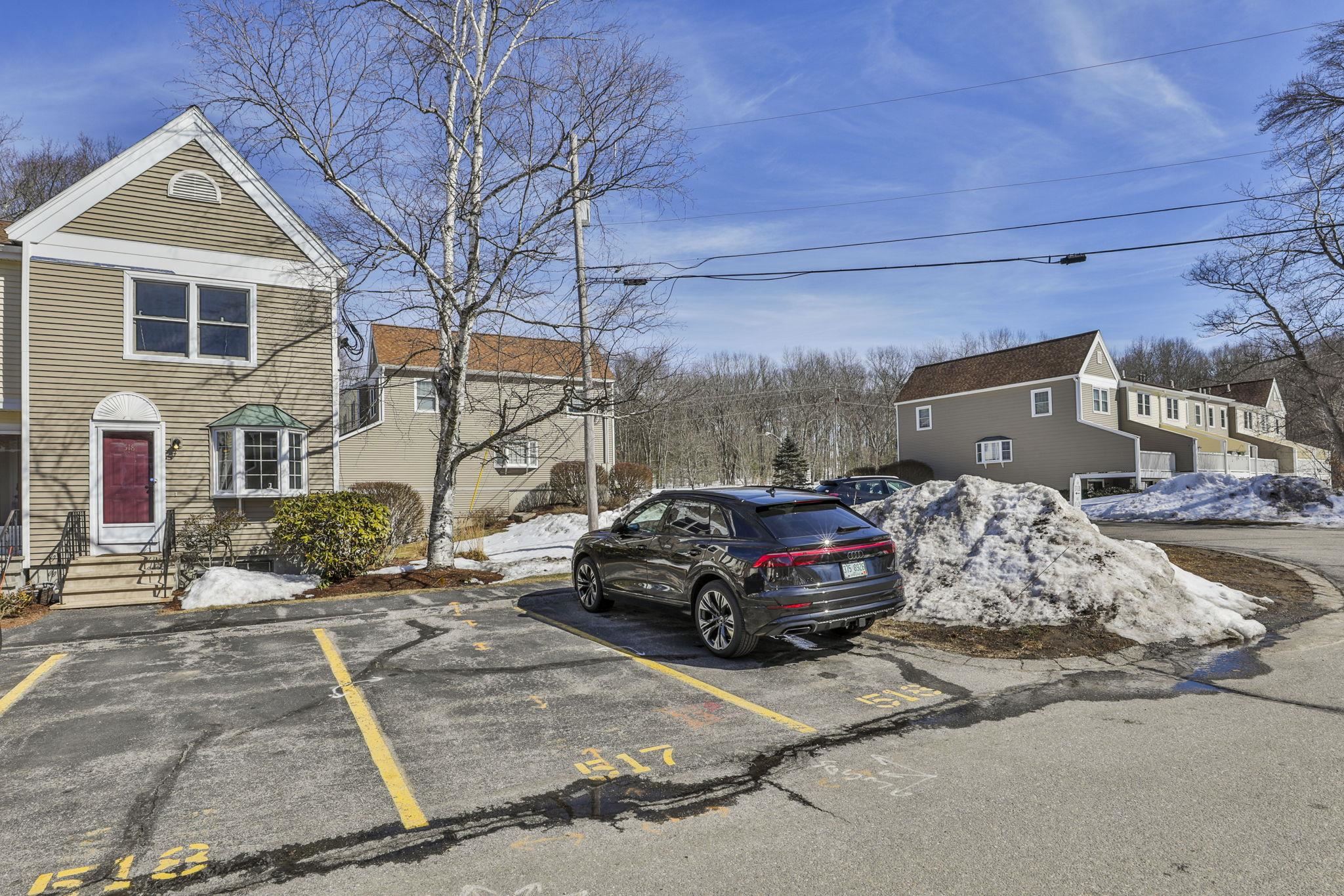 518 Fox Hollow Way, Manchester, NH 03104