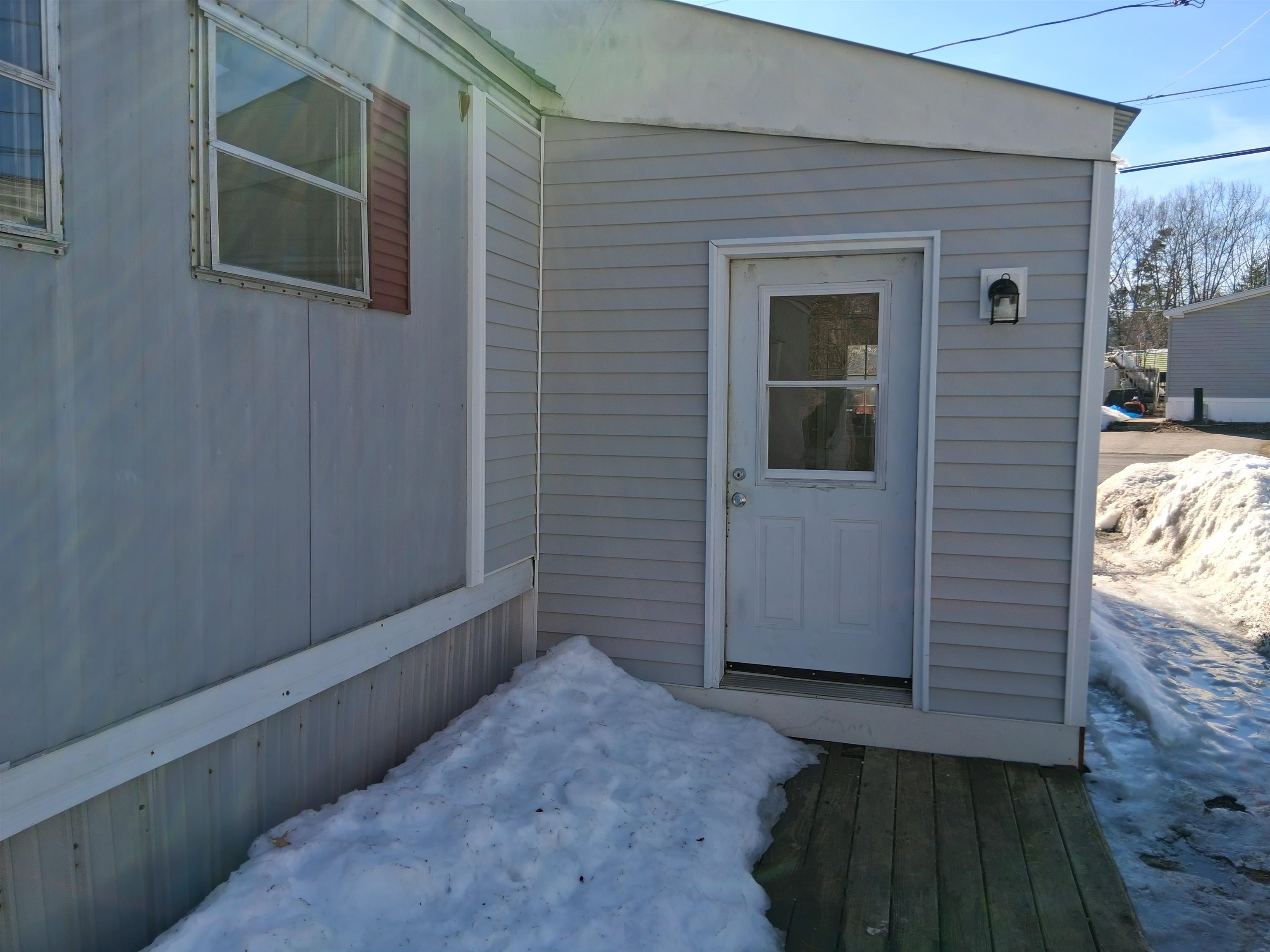 65 Polly Ann Pk, Dover, NH 03820