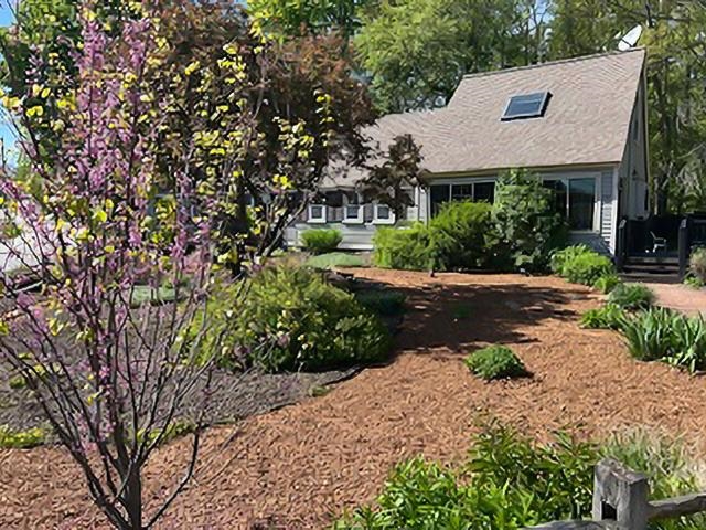 92 Main St, Atkinson, NH 03811