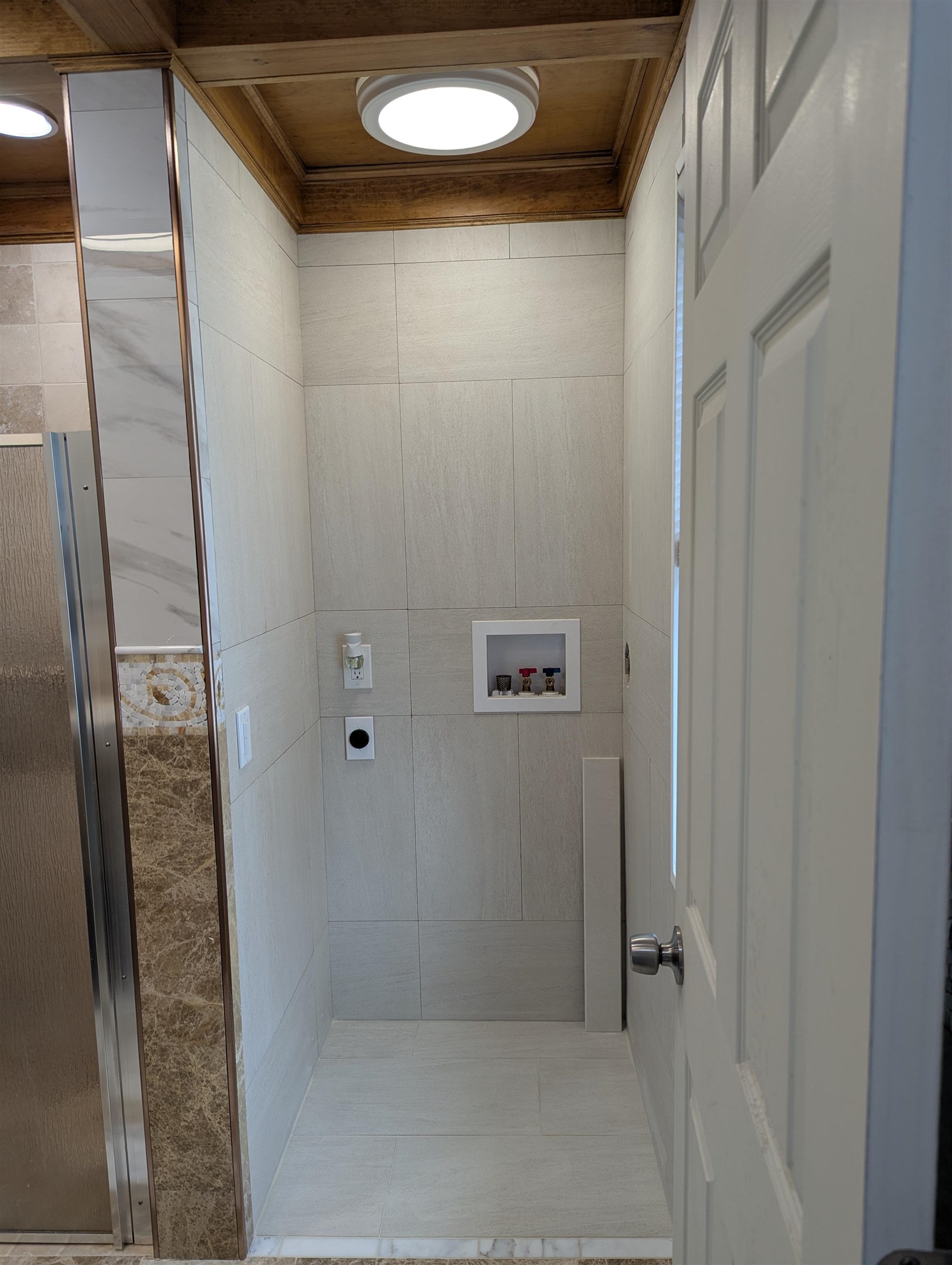 8 Central St, Pembroke, NH 03275