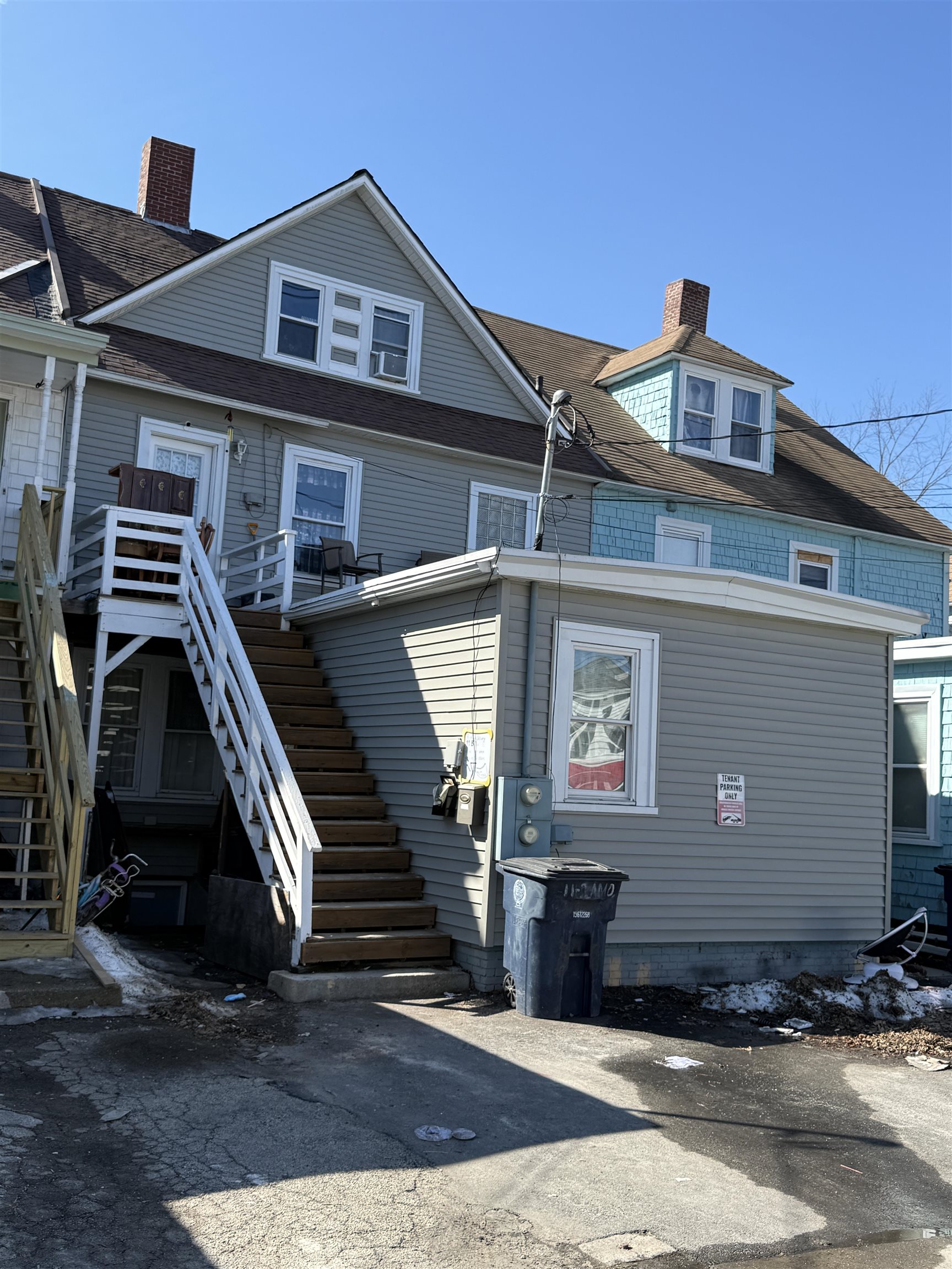 11 Amory St, Nashua, NH 03060