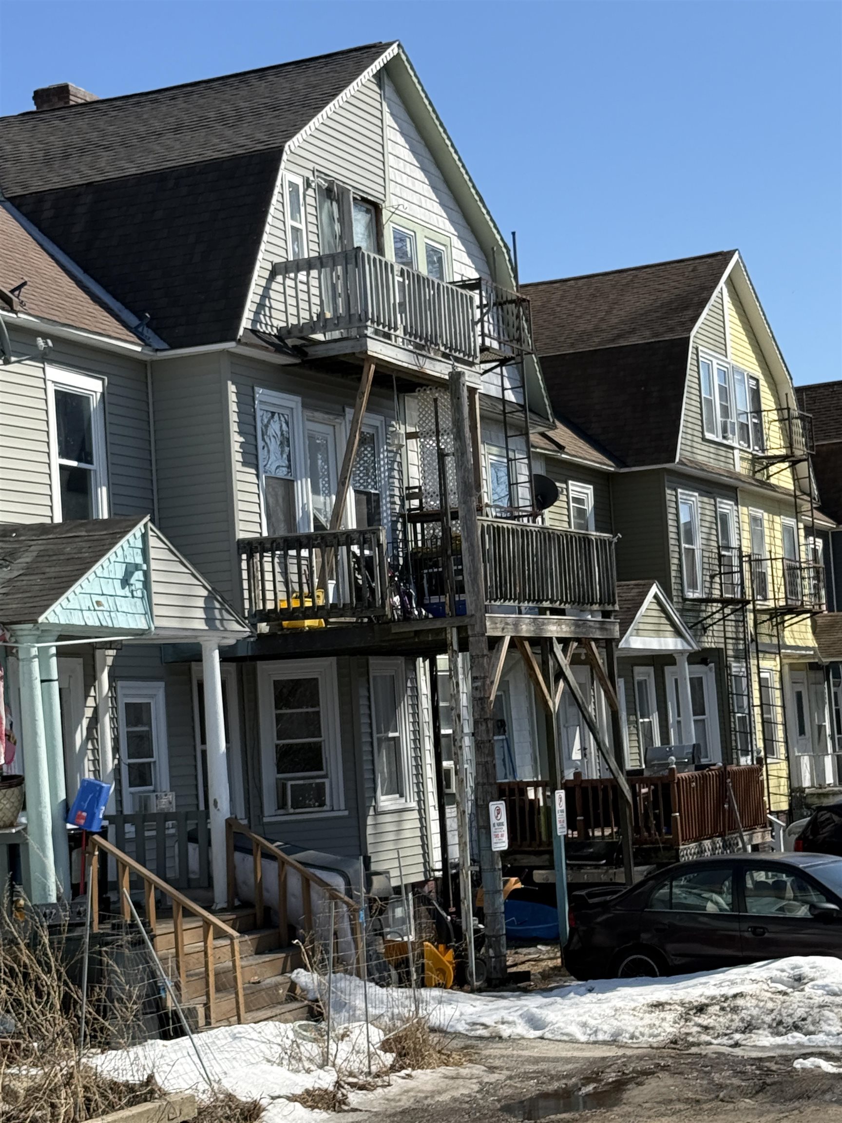 11 Amory St, Nashua, NH 03060