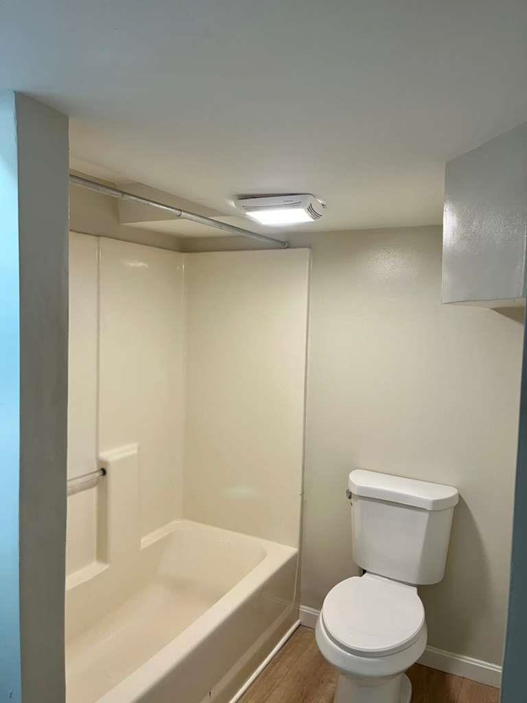 11 Amory St, Nashua, NH 03060