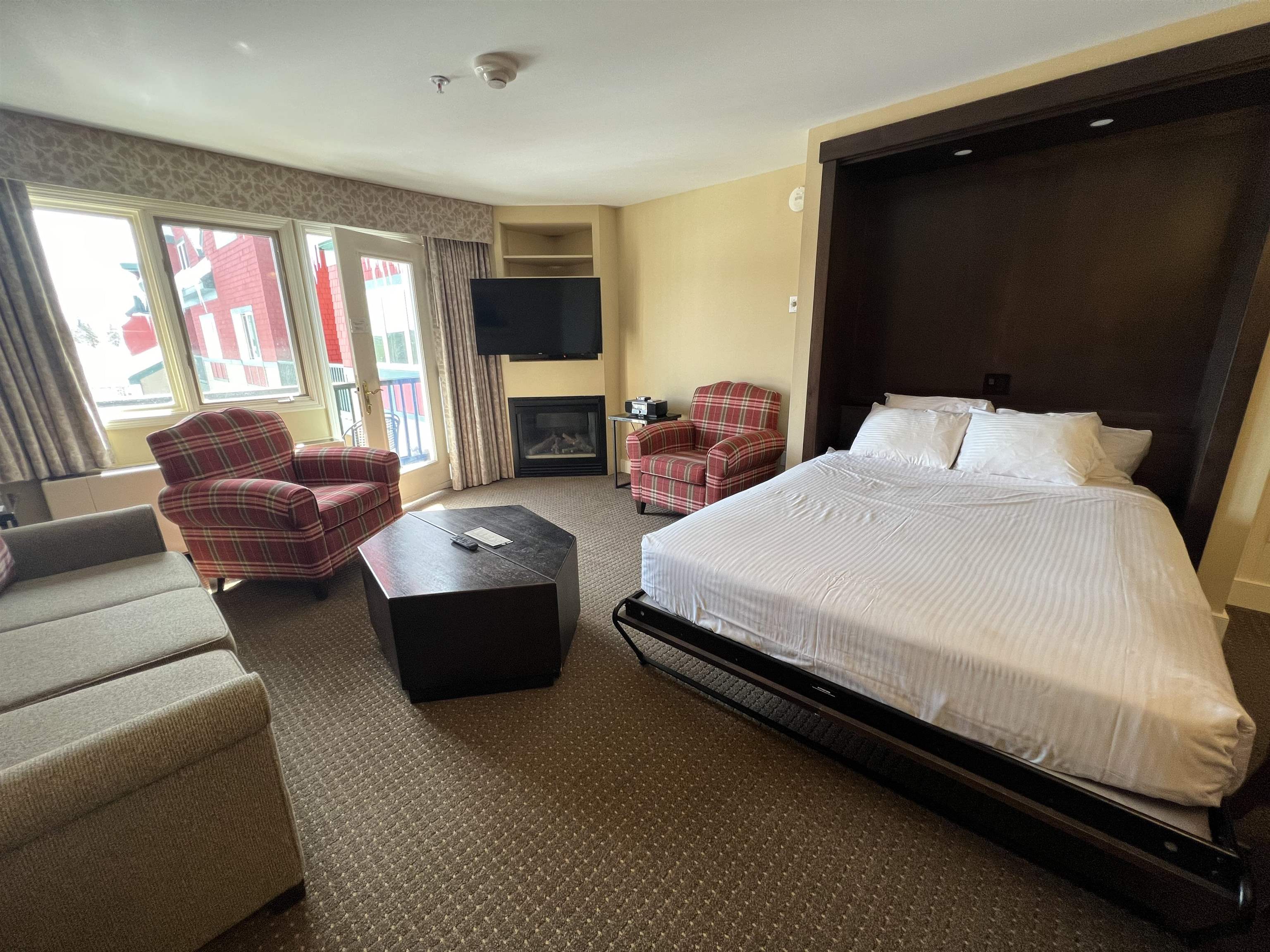 Homes for sale in Dover, VT | 269/271, Qtr 1 89 Grand Summit Wy, Dover, VT 05356 | MLS# 5079216