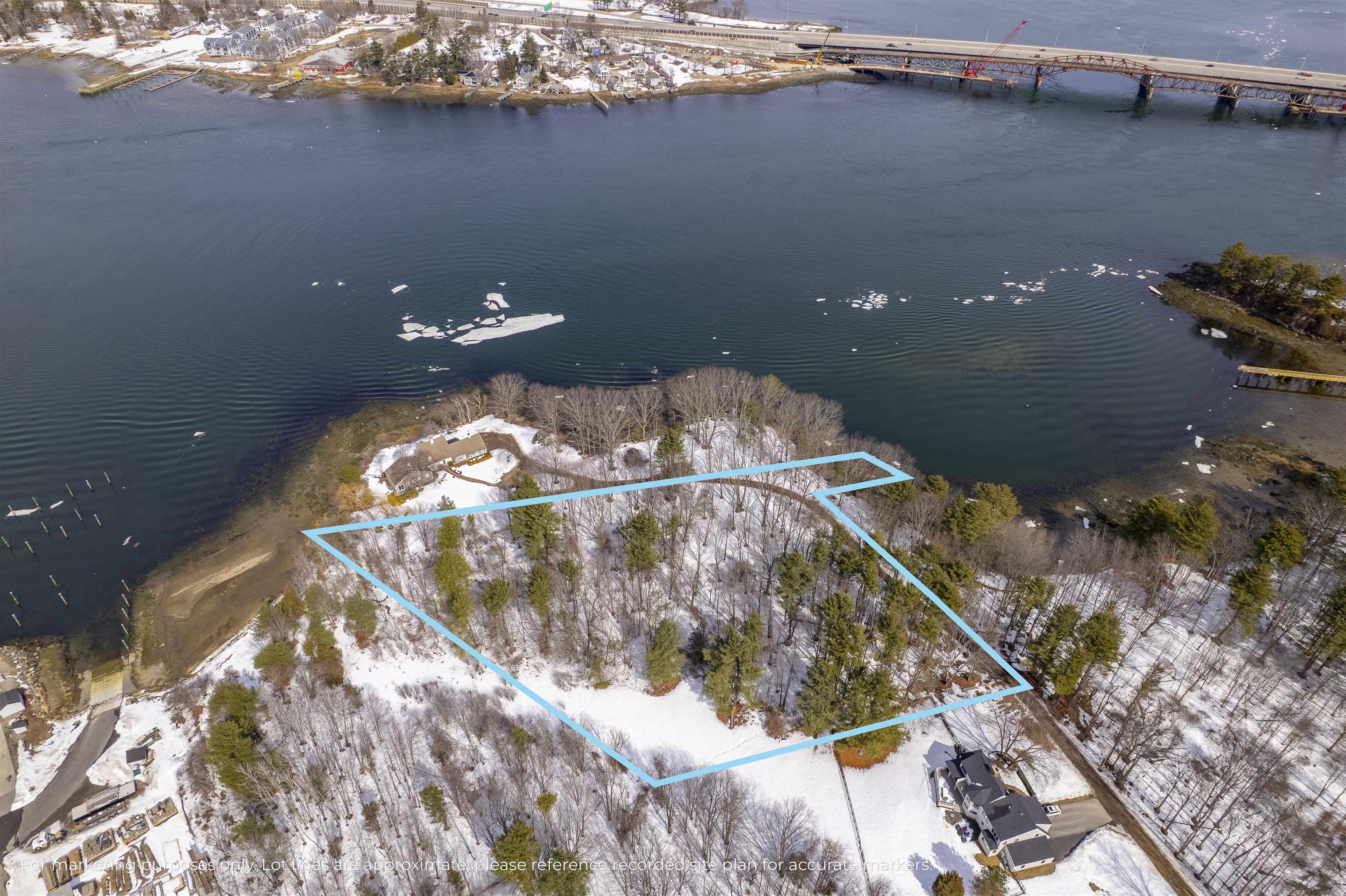 61 Beane Ln, Newington, NH 03801