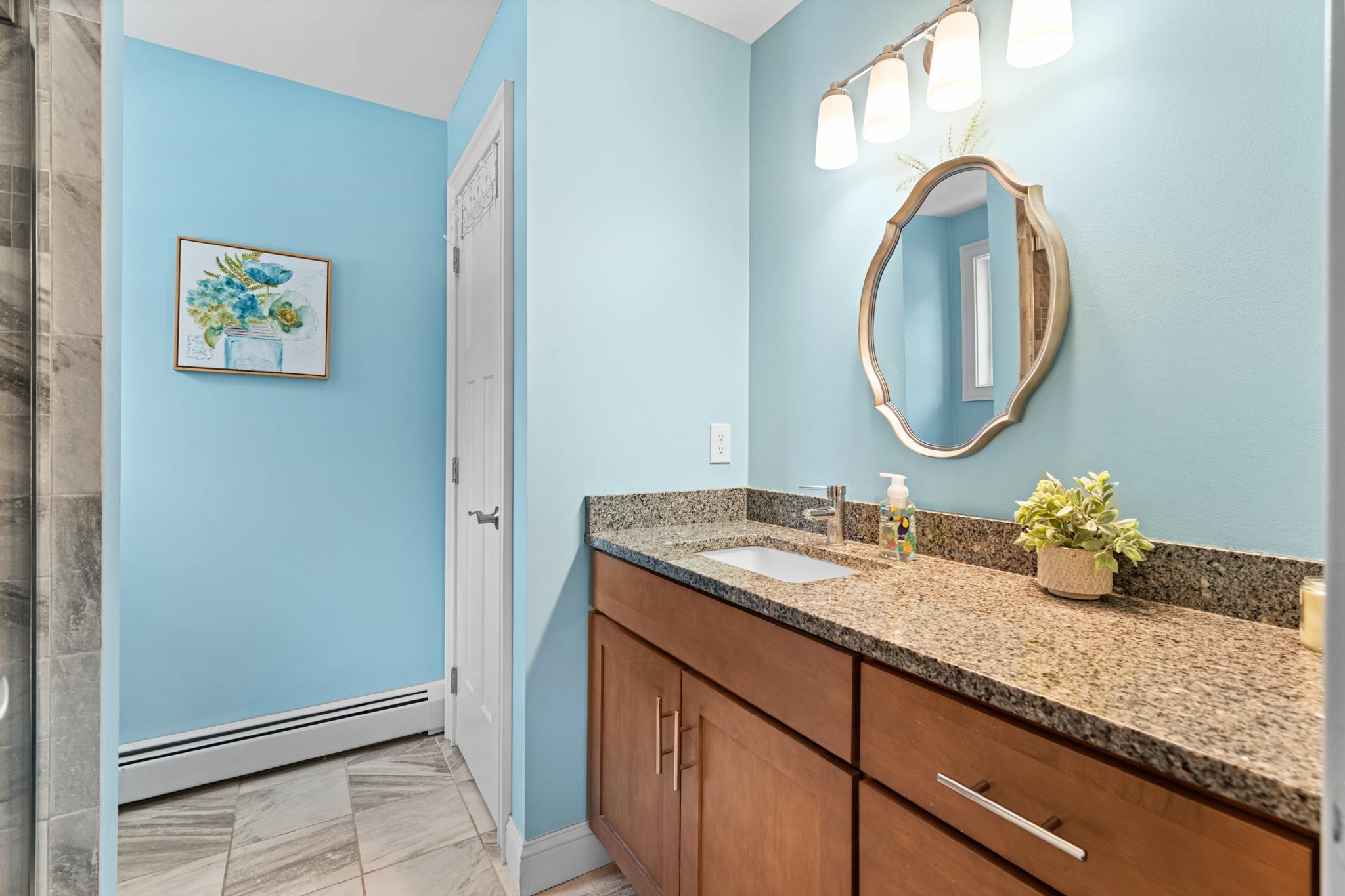 28 Cilley Brook Ln, Hebron, NH 03241