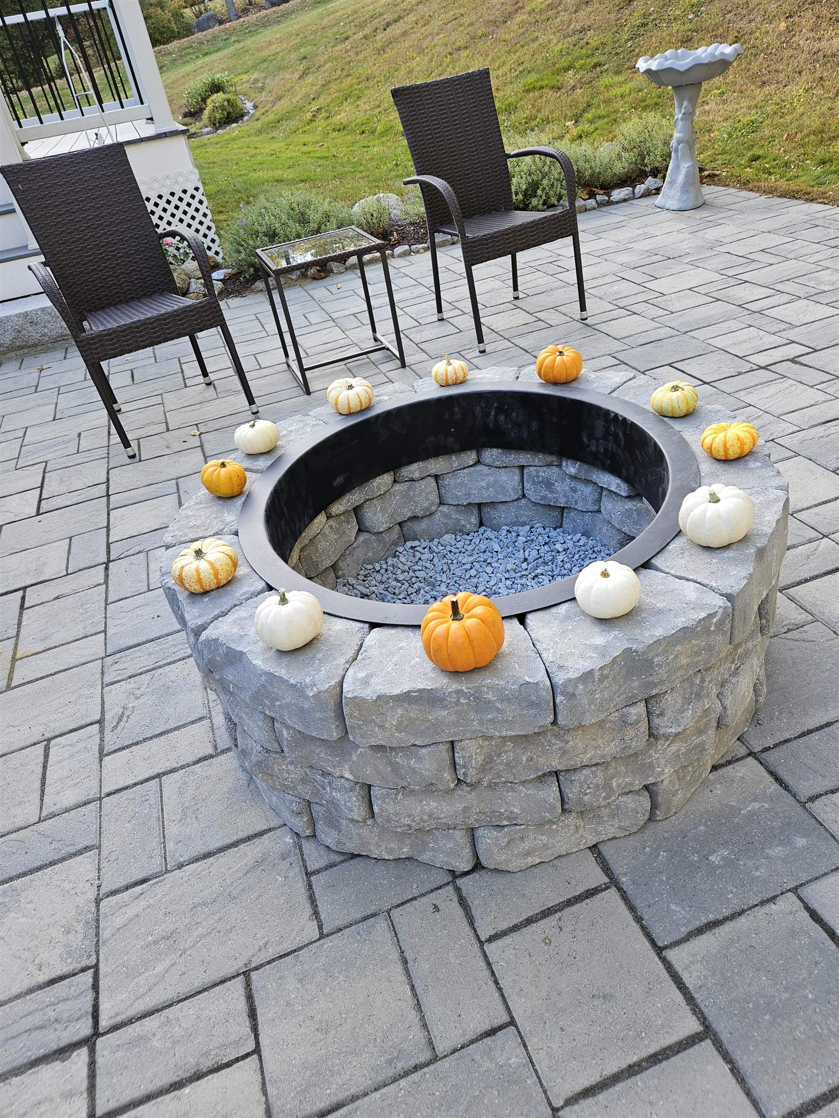 28 Cilley Brook Ln, Hebron, NH 03241