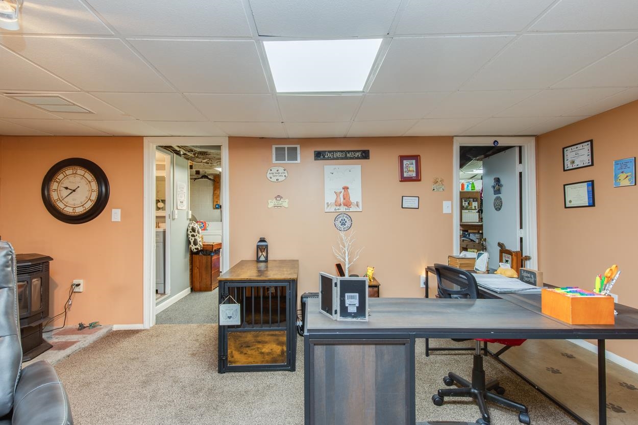 5 Lori Ln, Pelham, NH 03076