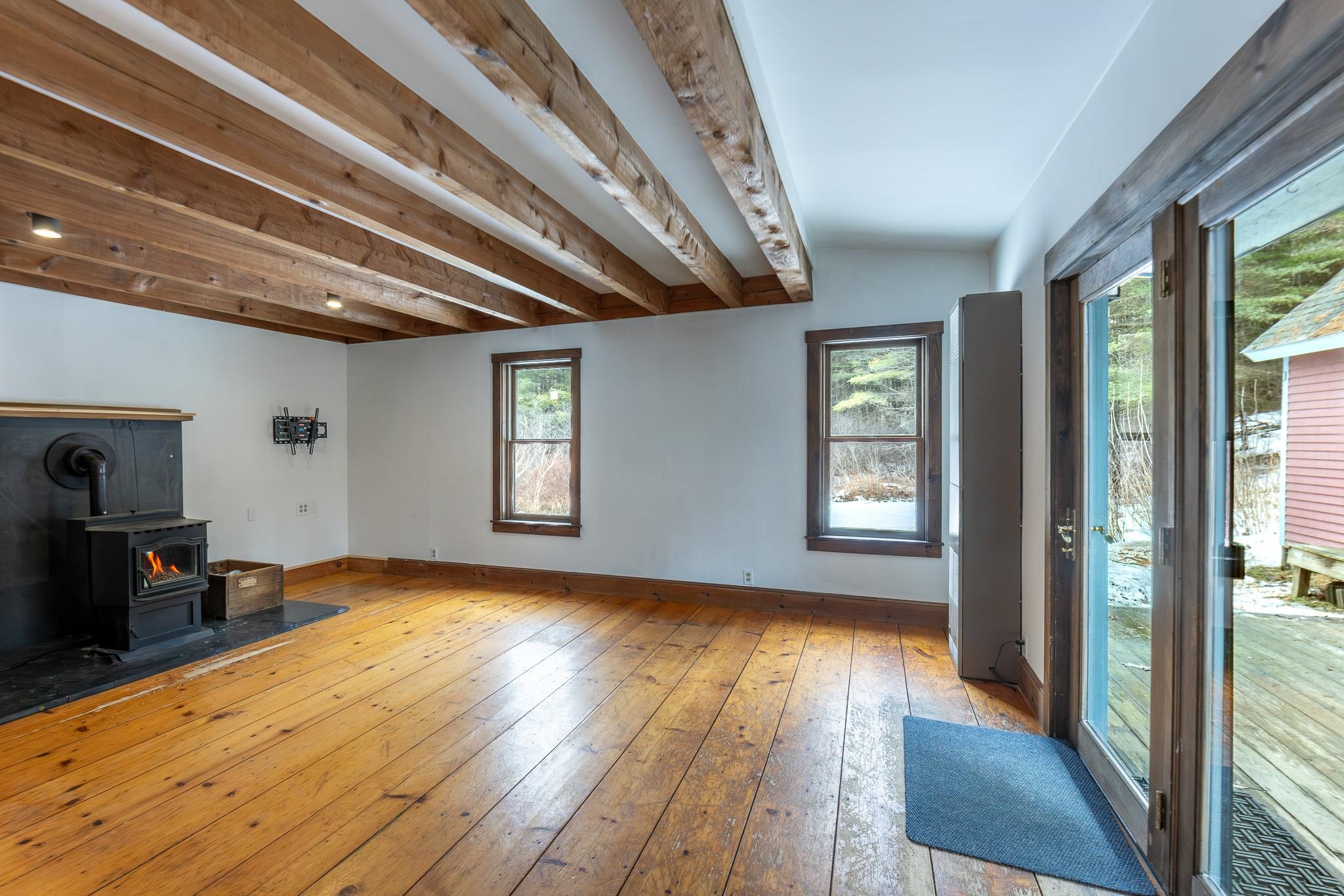 Homes for sale in Norwich, VT | 15 Melview Rdg, Norwich, VT 05055 | MLS# 5079243