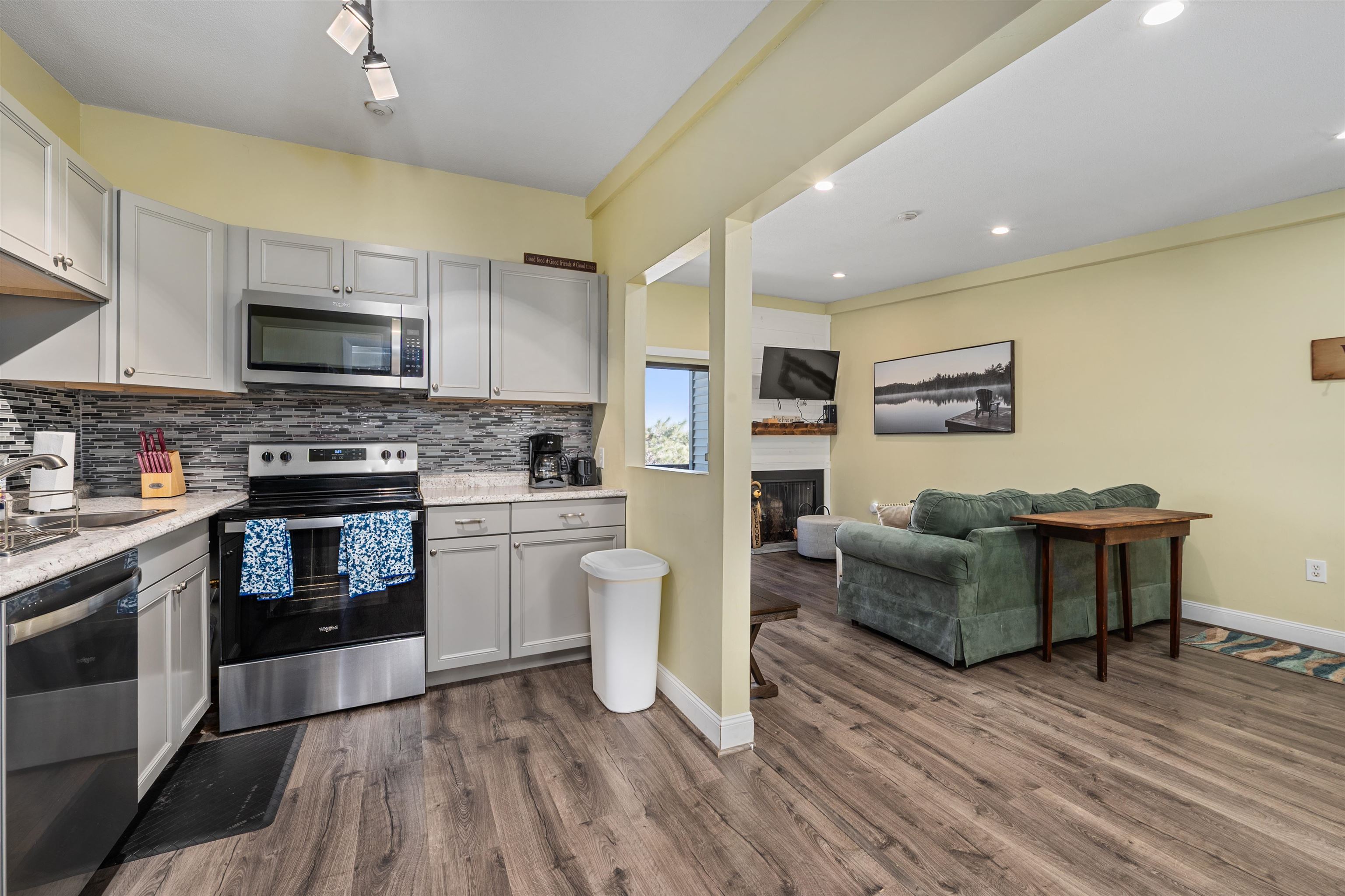 59 Treetop Cir, Laconia, NH 03246