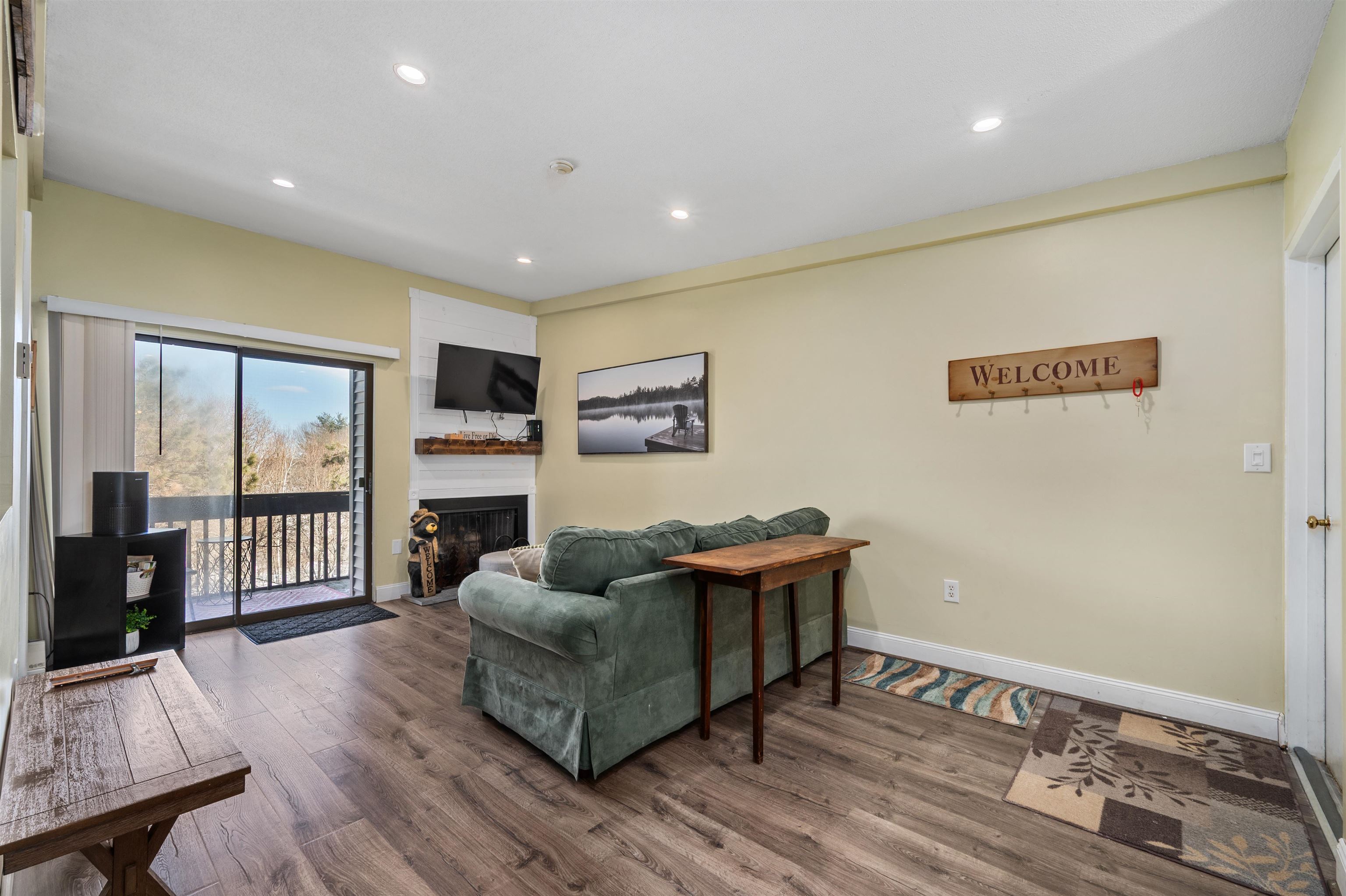 59 Treetop Cir, Laconia, NH 03246