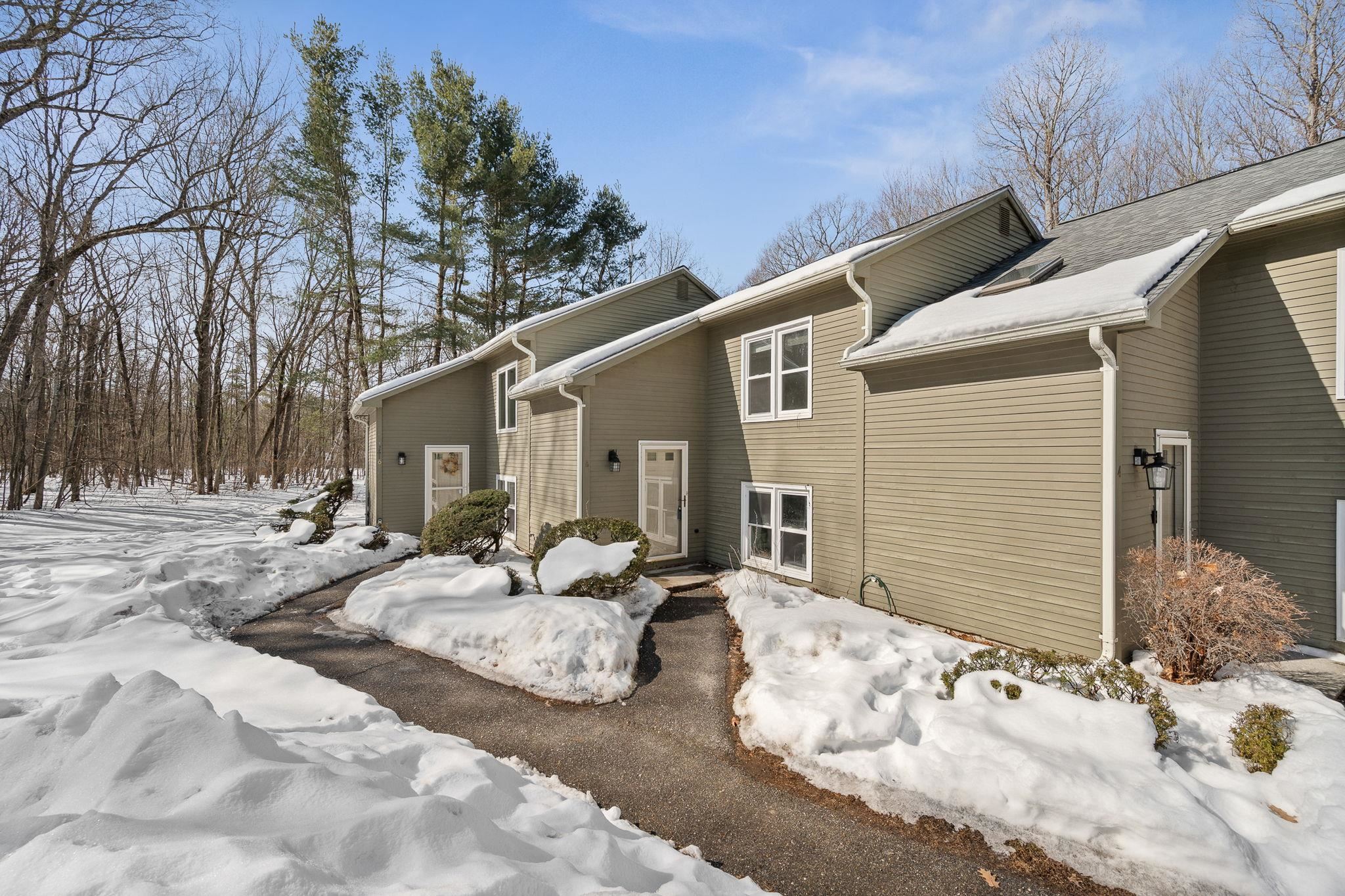 Homes for sale in Colchester, VT | 440 Oak Cir #5, Colchester, VT 05446 | MLS# 5079252