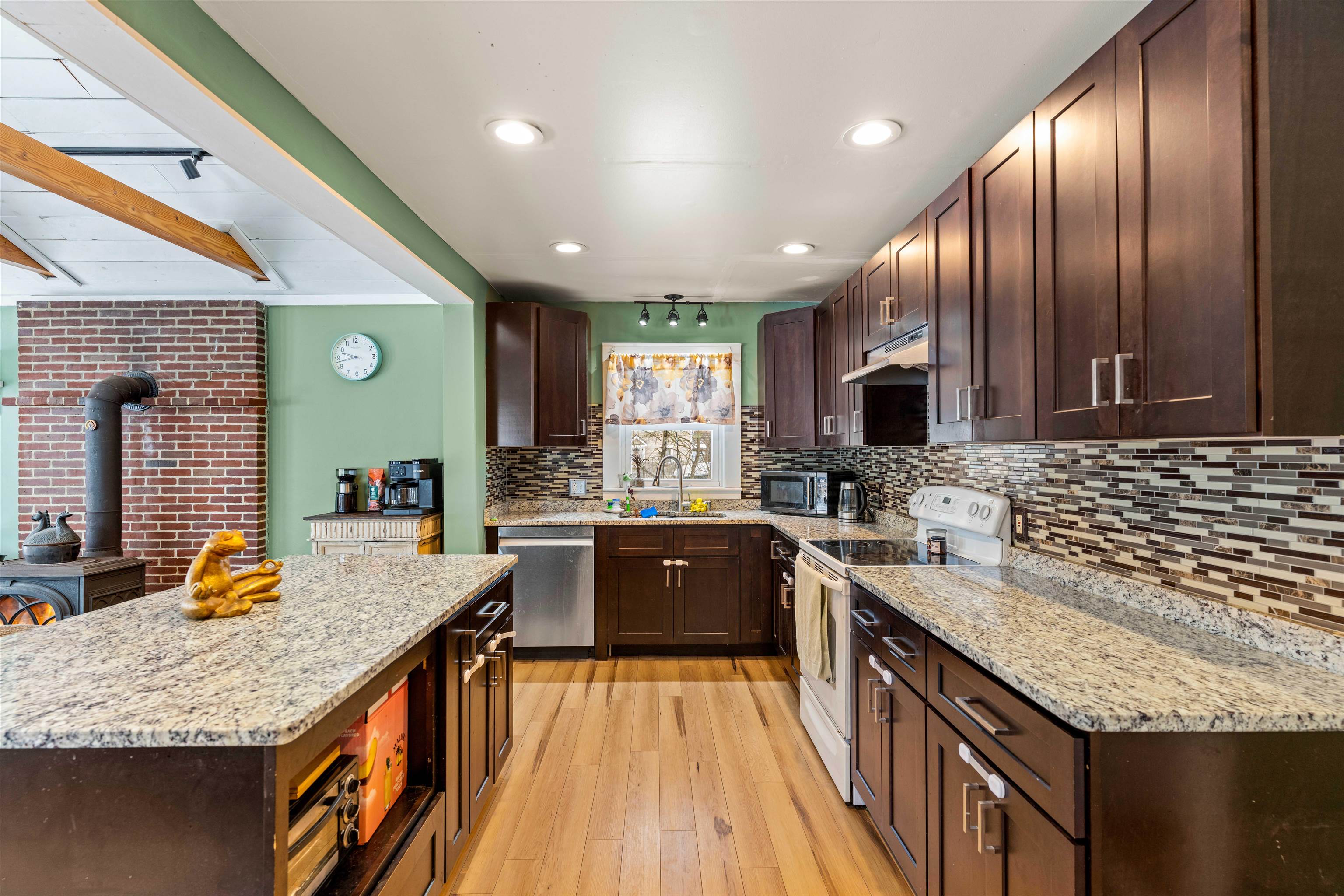 171 King St, Boscawen, NH 03303