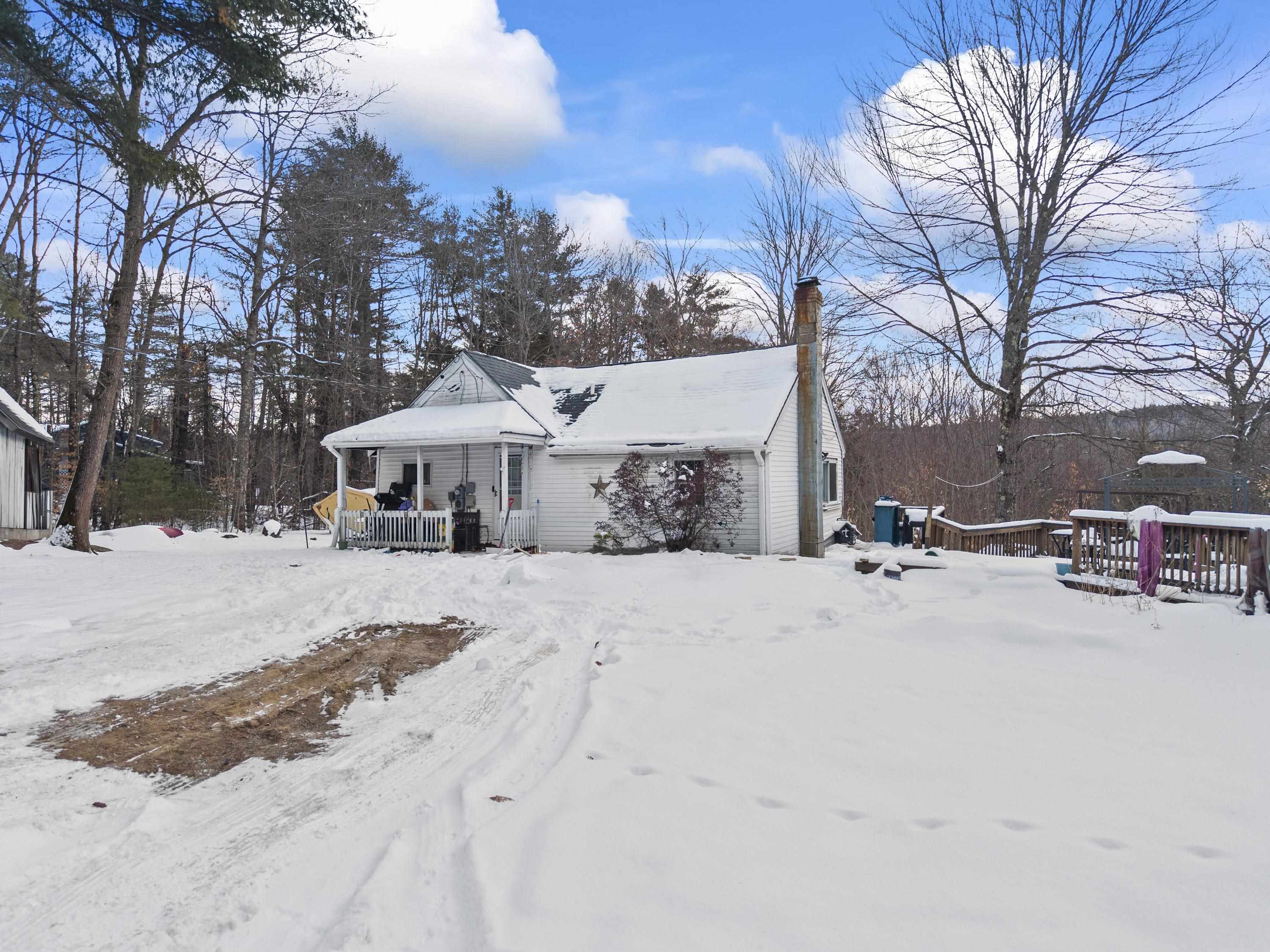 1207 1st Crown Point Rd, Strafford, NH 03884