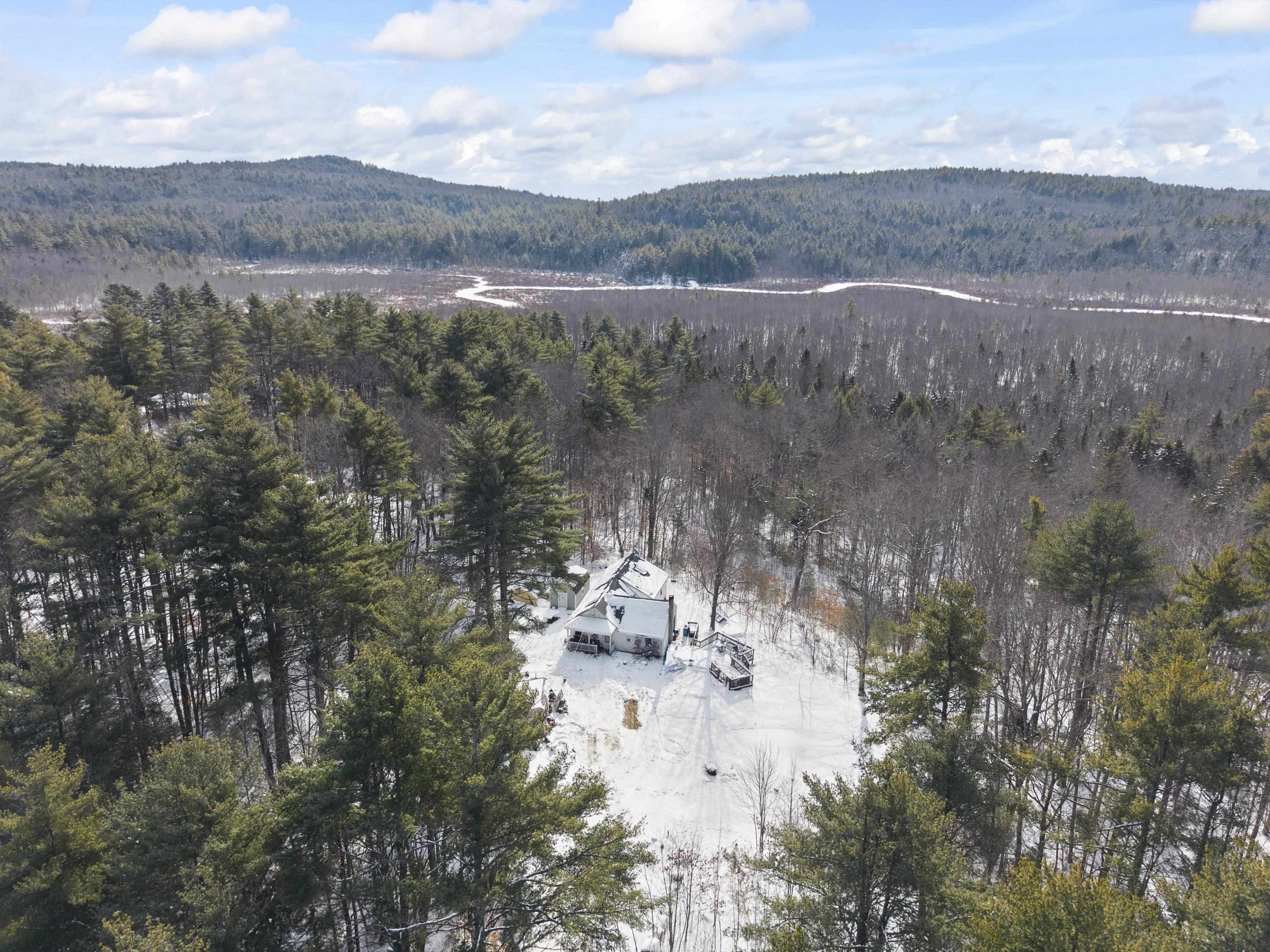 1207 1st Crown Point Rd, Strafford, NH 03884