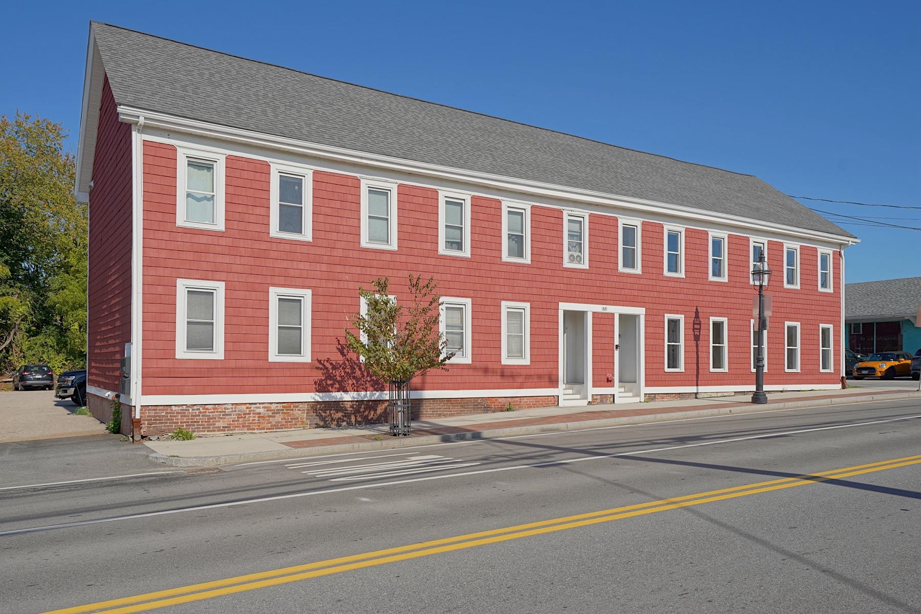 621 Islington St #B, Portsmouth, NH 03801