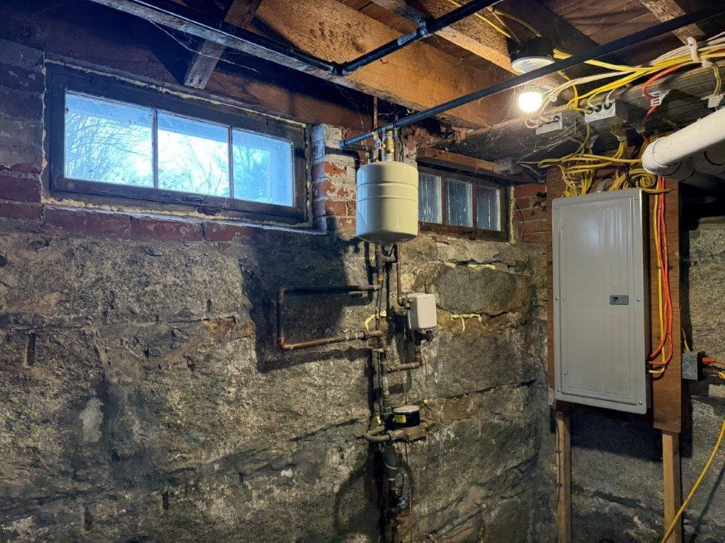 278 Us Route 4, Enfield, NH 03748