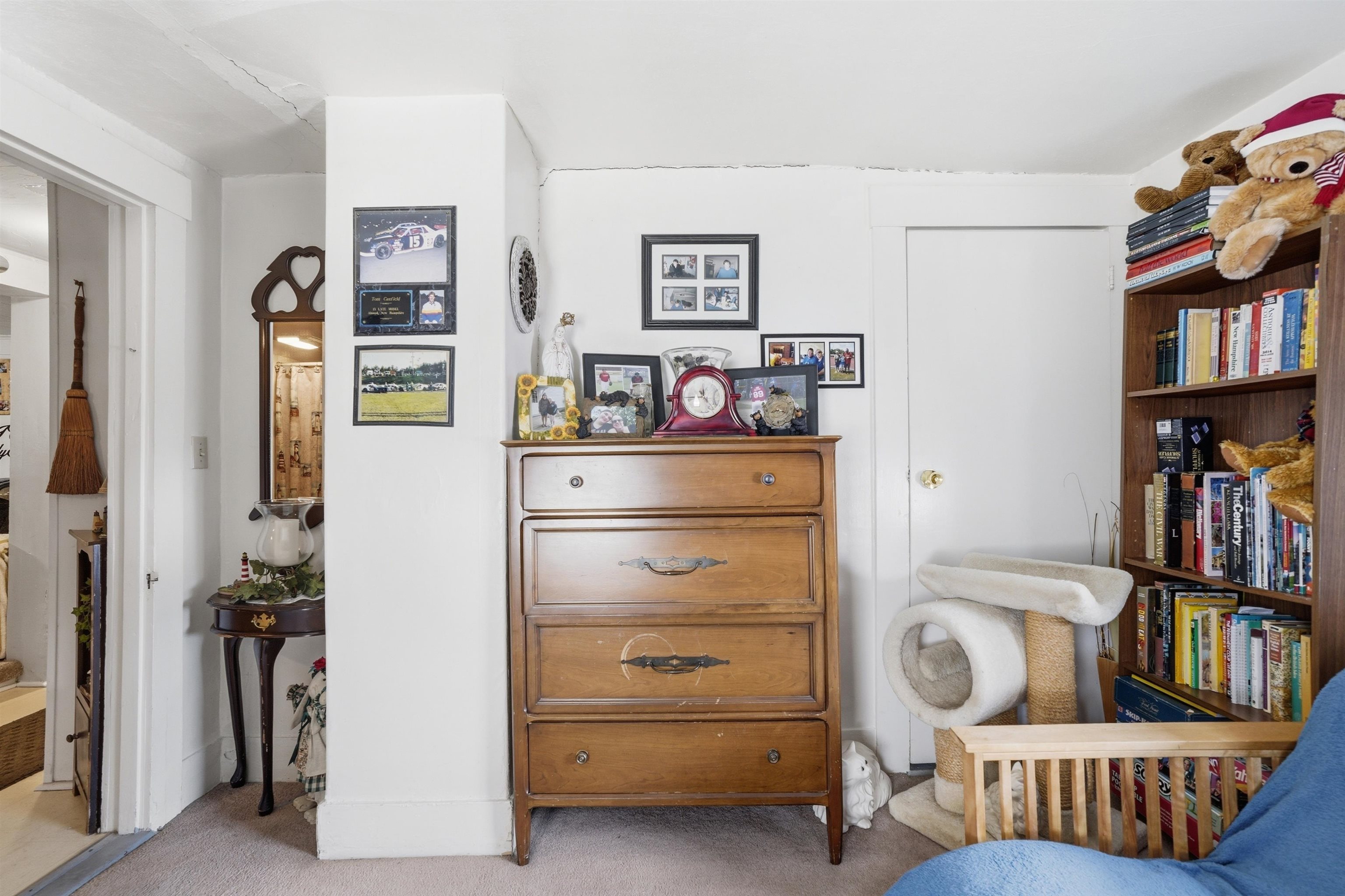 88 Pleasant St, Claremont, NH 03743