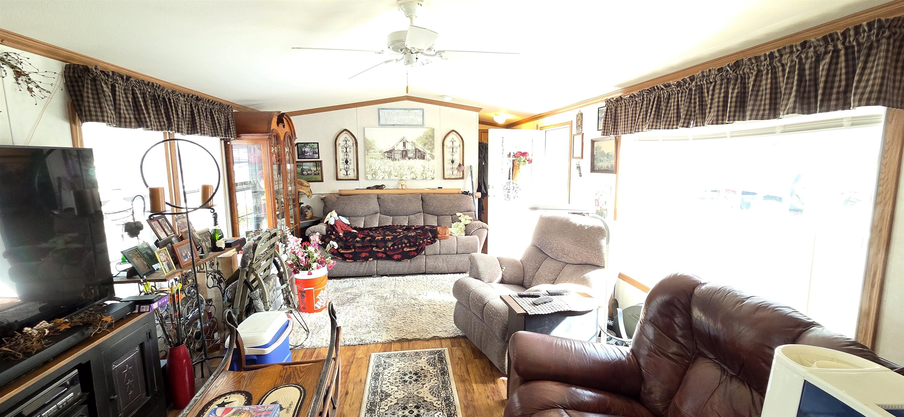 32 Pine St, Hinsdale, NH 04451