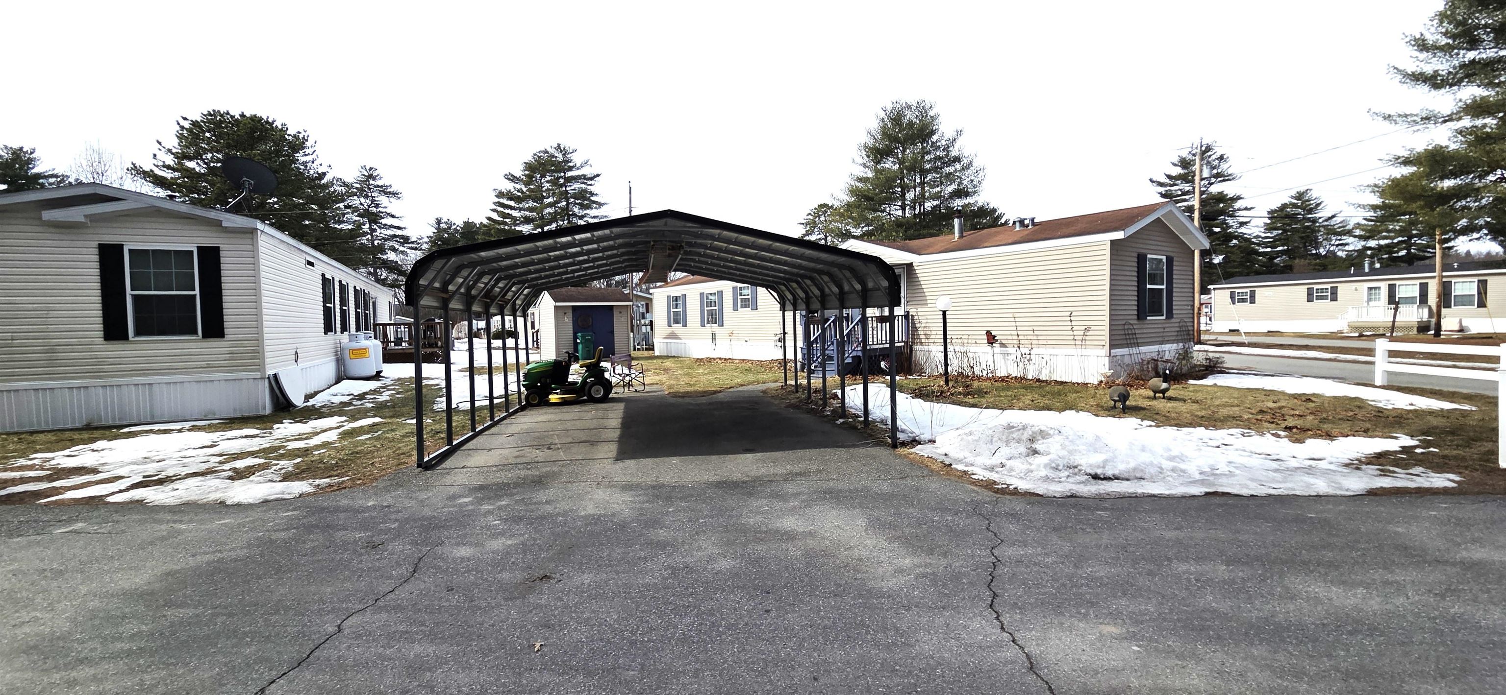 32 Pine St, Hinsdale, NH 04451